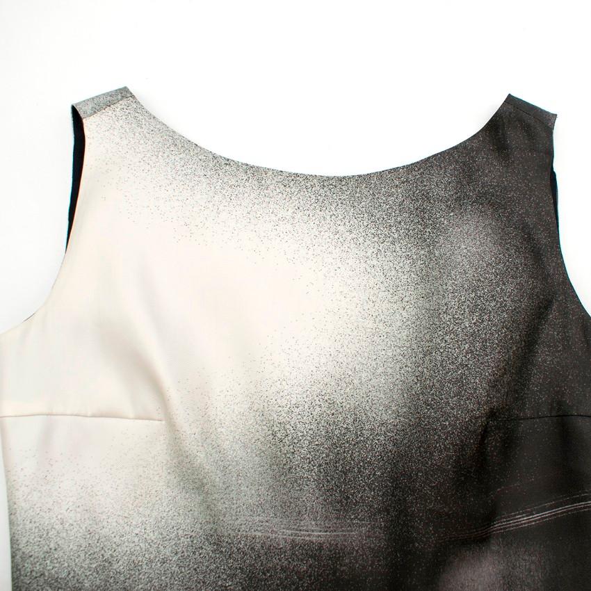 Prada Special Edition Bi-Colour Printed Silk Dress US 6 For Sale 2