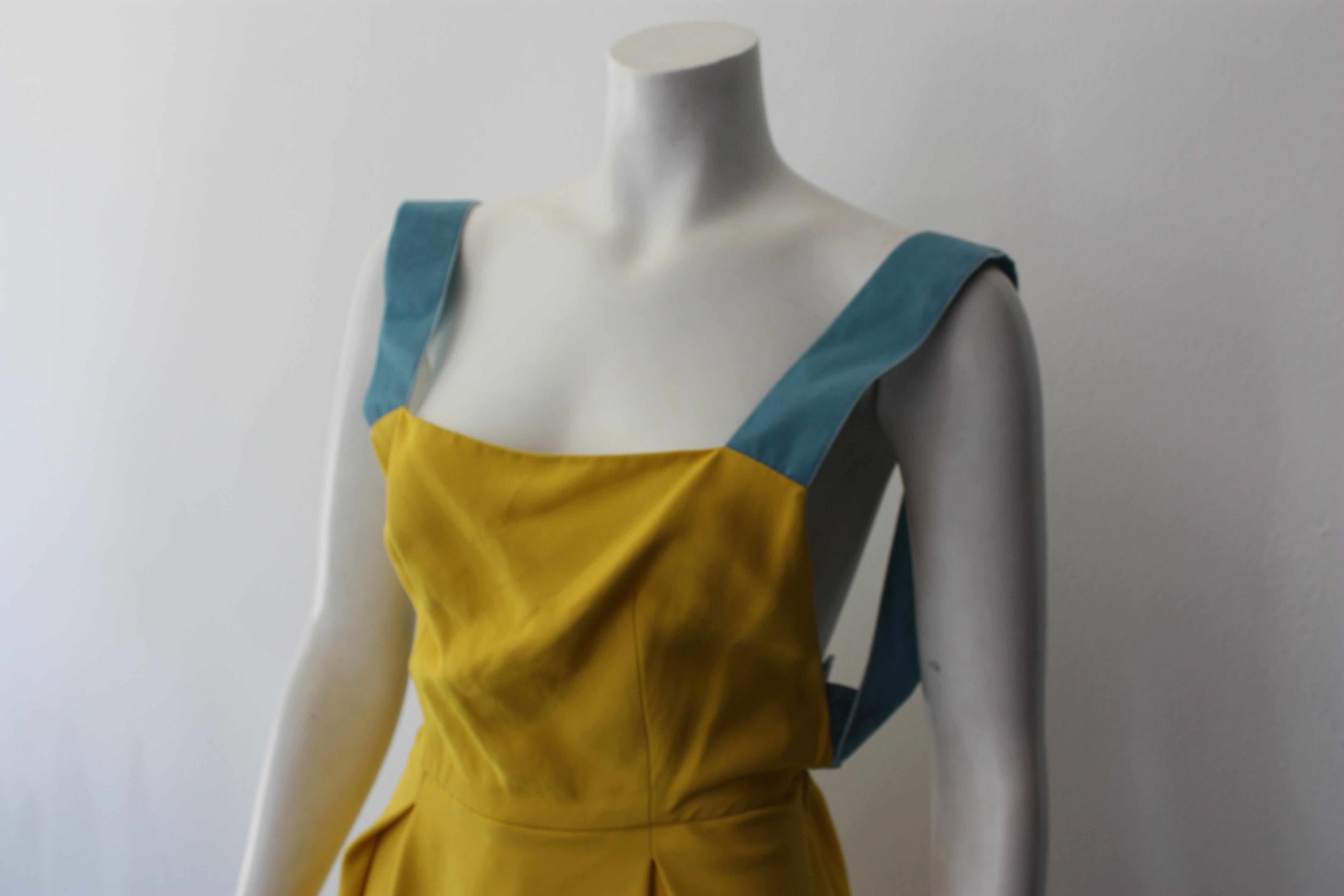 Prada Special Gelbes und blaues Kleid in Sonderausgabe  Damen im Angebot