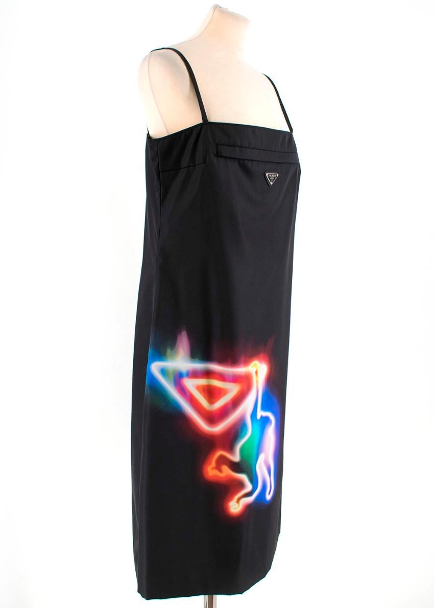 Prada - Special edition black slip/ shift dress

Square neck - neon monkey graphic - pocket on the front - plated triangle Prada logo - lining - darts at the chest - zip fastening on the back

Please note, these items are pre-owned and may show