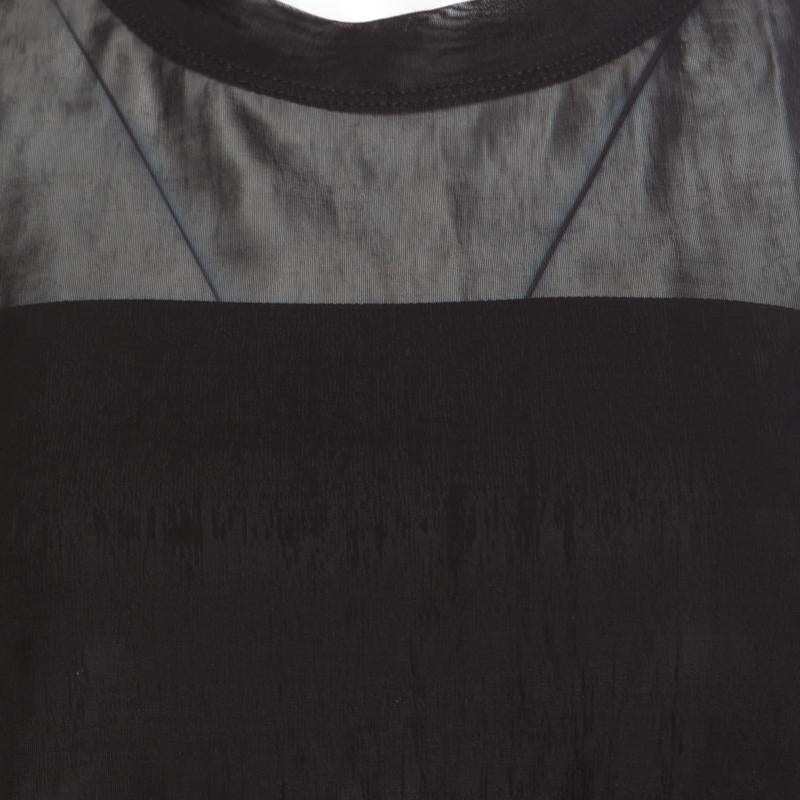 Prada Sport Black Knit Mesh Sheer Short Sleeve Top XS In Good Condition For Sale In Dubai, Al Qouz 2