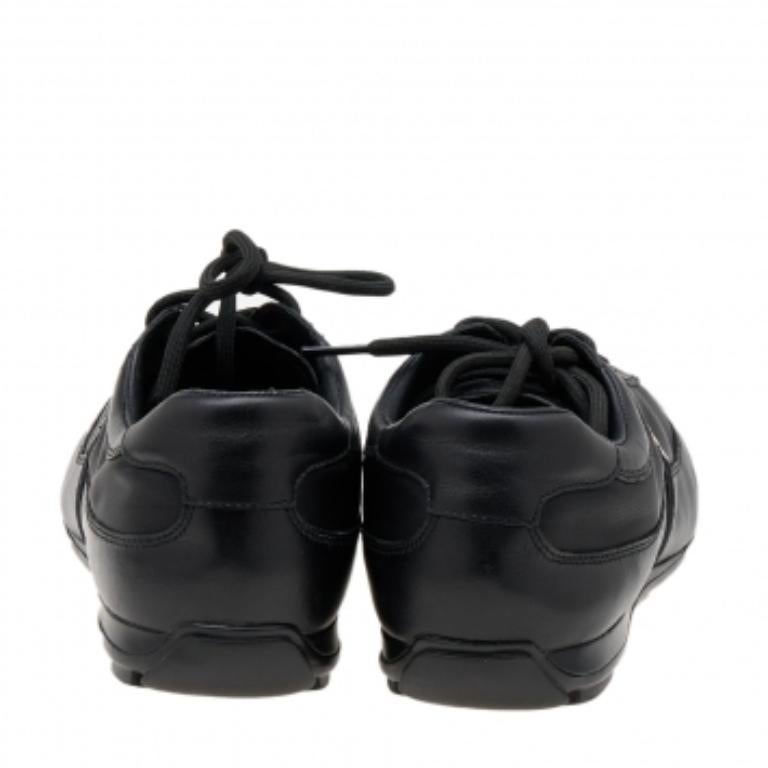 Prada Sport Black Leather And Nylon Low Top Sneakers Size 41.5 For Sale 2