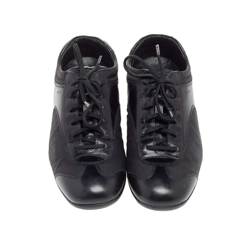 Prada Sport Black Leather And Nylon Low Top Sneakers Size 42 In Fair Condition In Dubai, Al Qouz 2