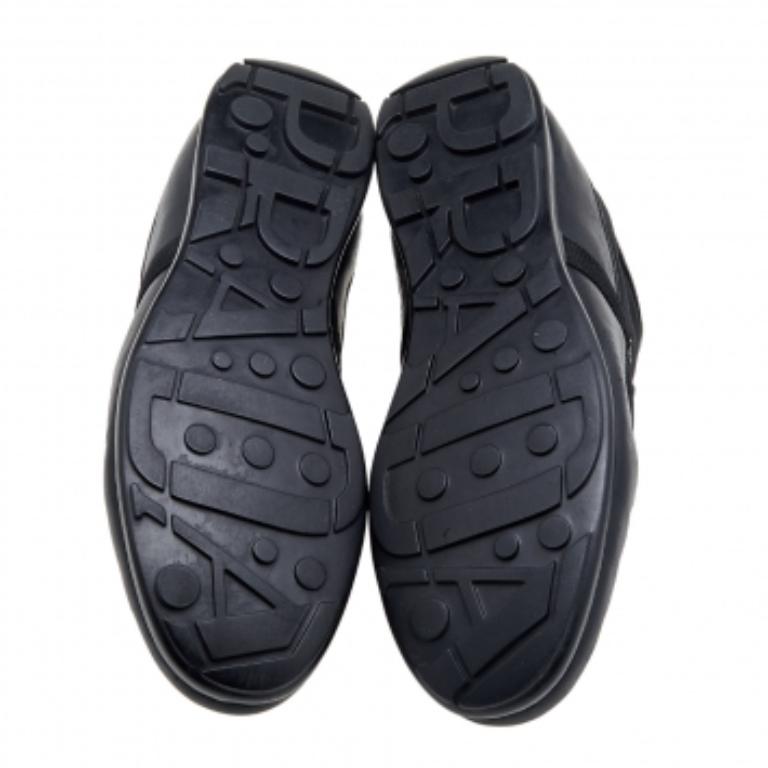 Prada Sport Black Leather And Nylon Low Top Sneakers Size 44 For Sale 3