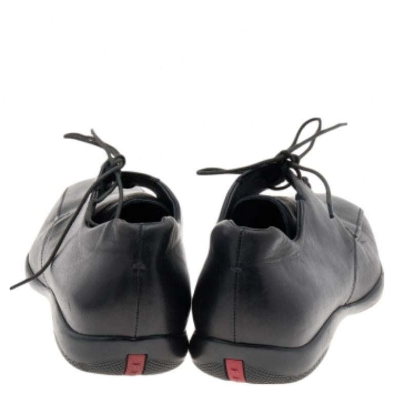 Prada Sport Black Leather Lace Up Derby Size 43.5 In Good Condition For Sale In Dubai, Al Qouz 2