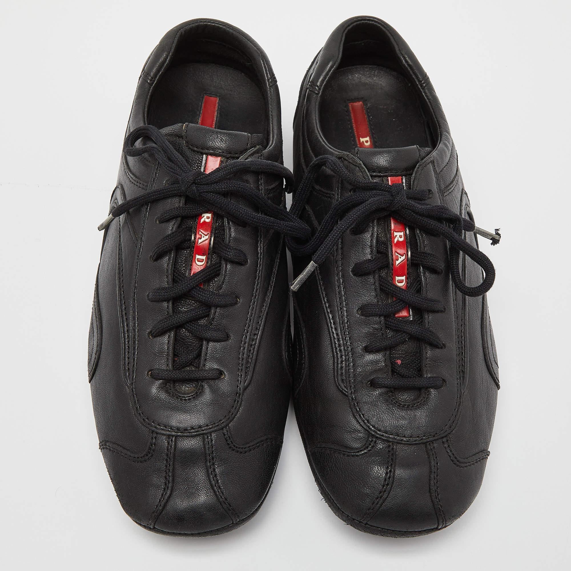 Prada Sport Black Leather Low Top Sneakers Size 40 In Fair Condition In Dubai, Al Qouz 2