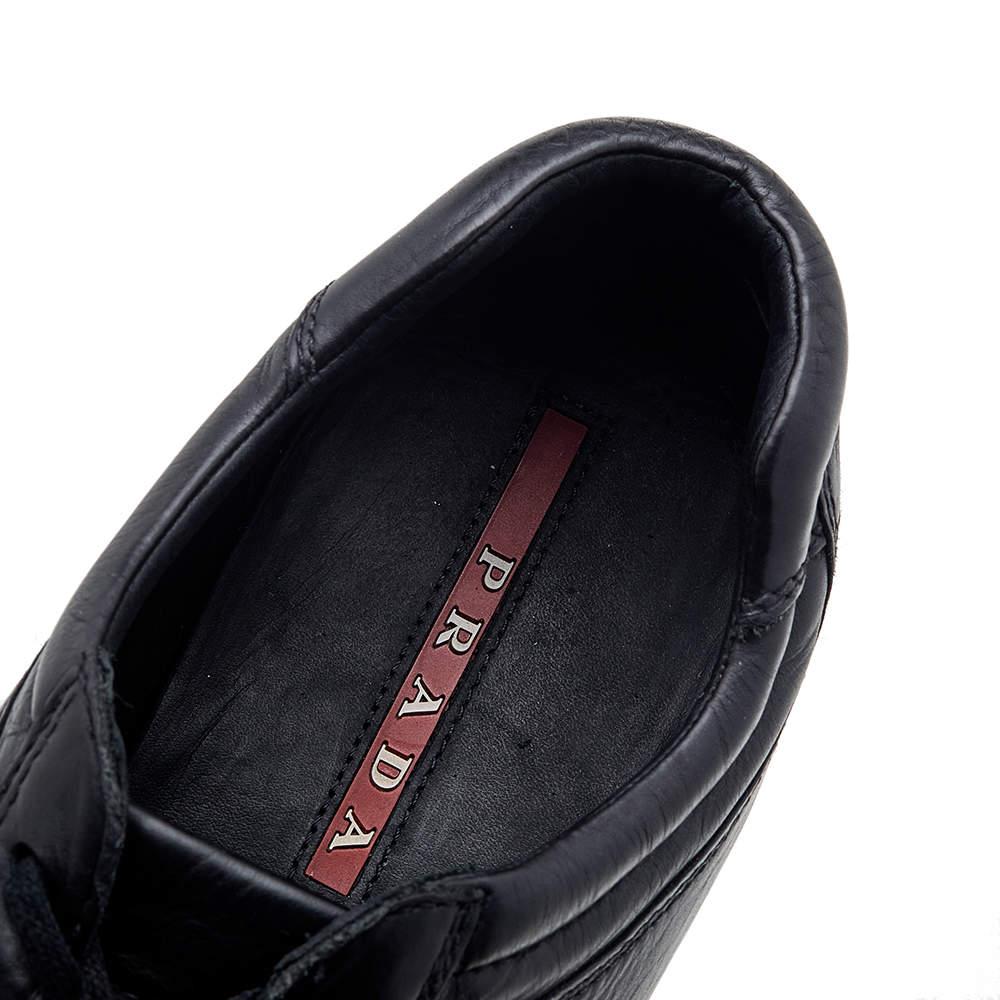 Prada Sport Black Leather Low Top Sneakers Size 43.5 In Fair Condition For Sale In Dubai, Al Qouz 2