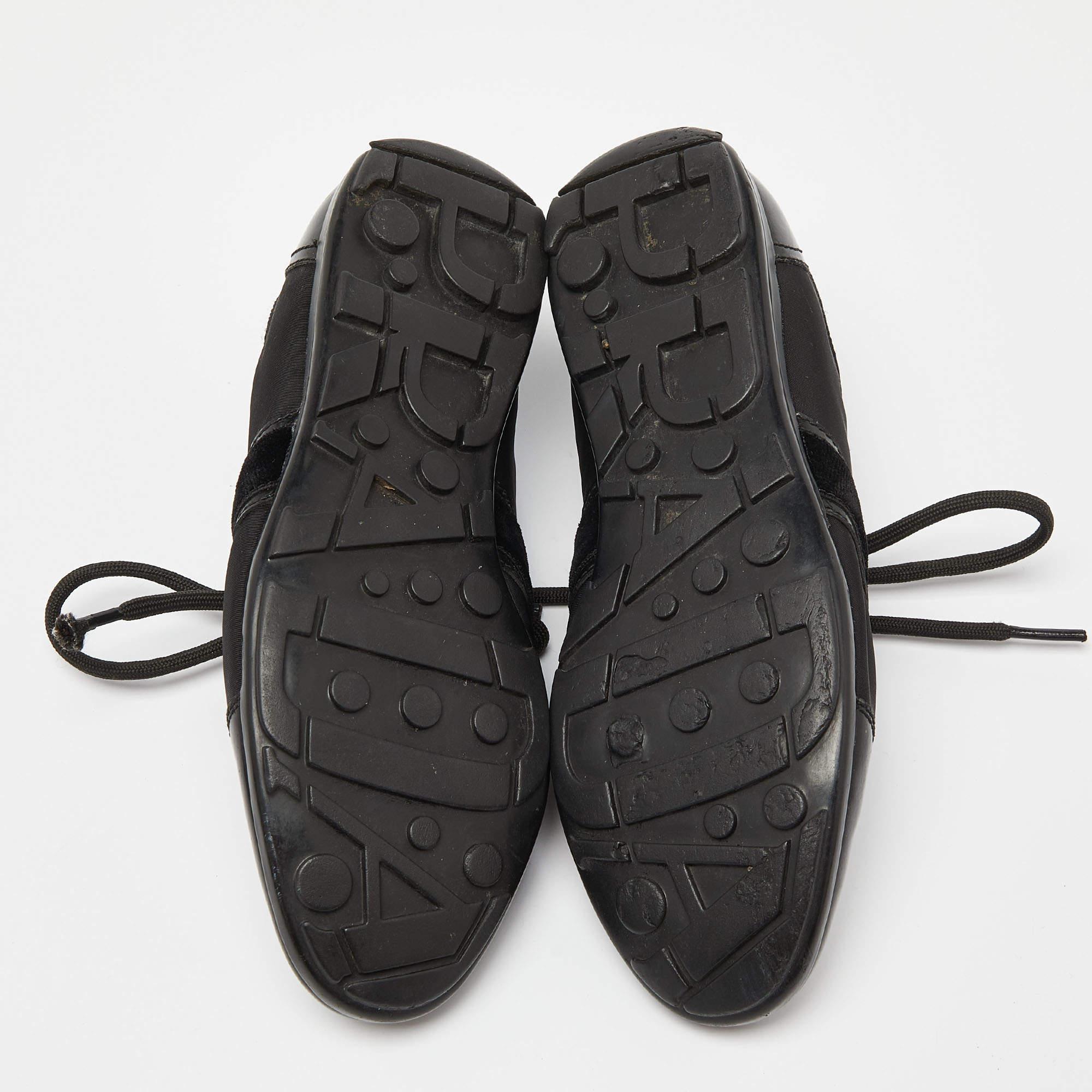 Prada Sport Black Patent Leather and Nylon Low Top Sneakers Size 35.5 For Sale 2