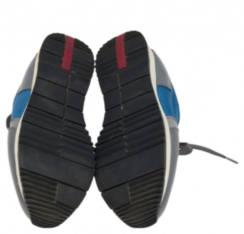 Baskets basses Prada Sport bleu/gris en nylon et cuir, taille 37 en vente 2