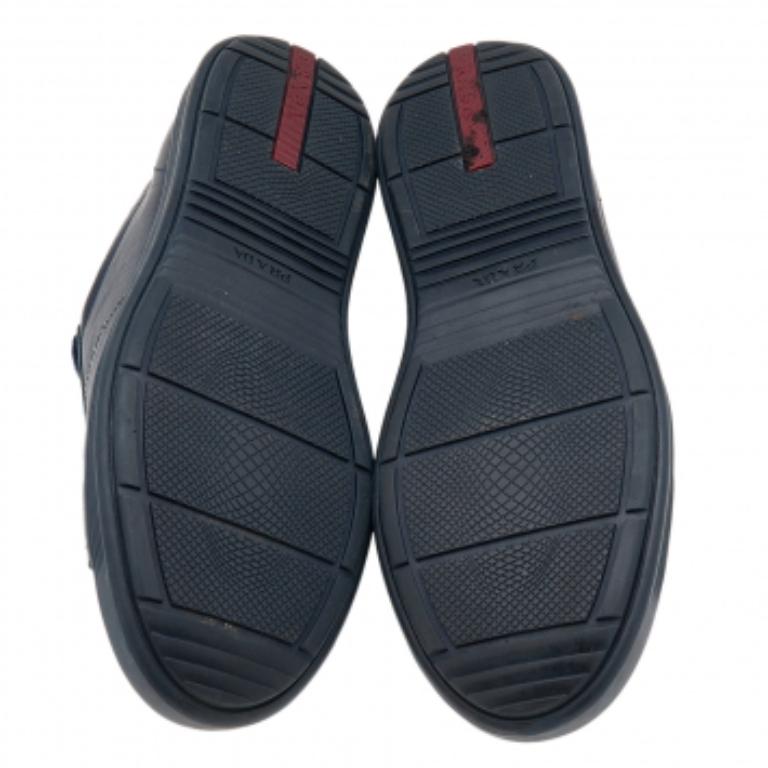 Prada Sport Blue Leather Low Top Sneakers Size 41.5 For Sale 3