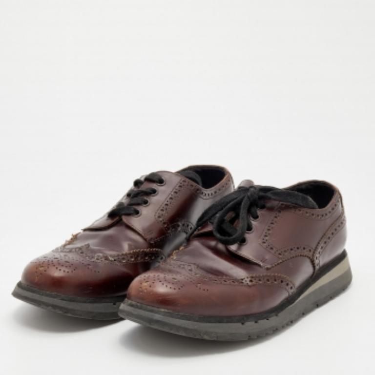 Black Prada Sport Brown Leather Brogue-Derby Size 41 For Sale