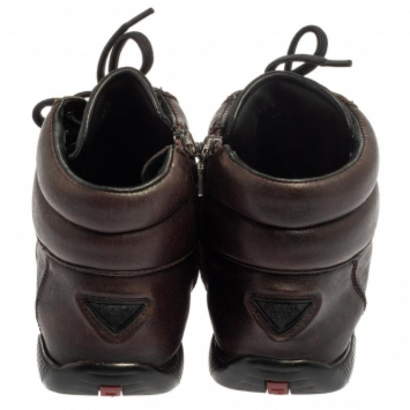 Nero Prada Sport - Scarpe da ginnastica alte in pelle marrone misura 35 in vendita