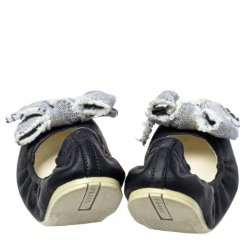 Black Prada Sport Dark Blue Leather Bow Scrunch Ballet Flats Size 36 For Sale