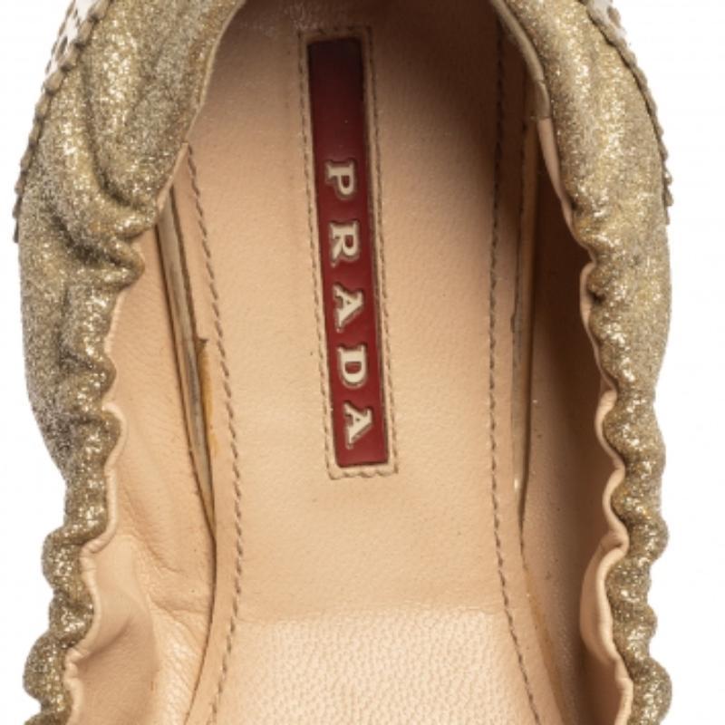 Prada Sport Gold Fabric And Patent Leather Brogue Scrunch Ballet Flats Size 37.5 For Sale 2