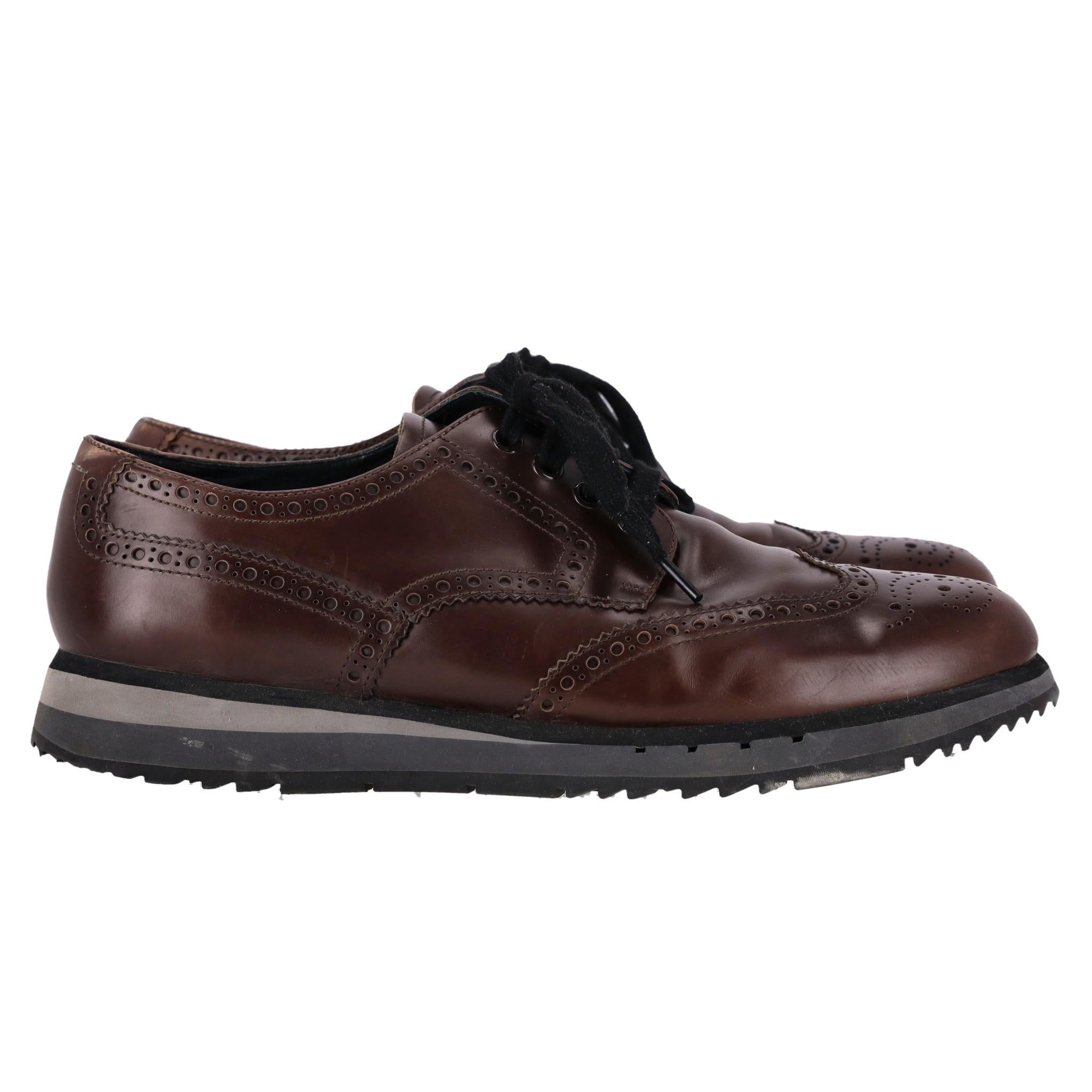 Zapatos deportivos Prada de piel Negro en venta