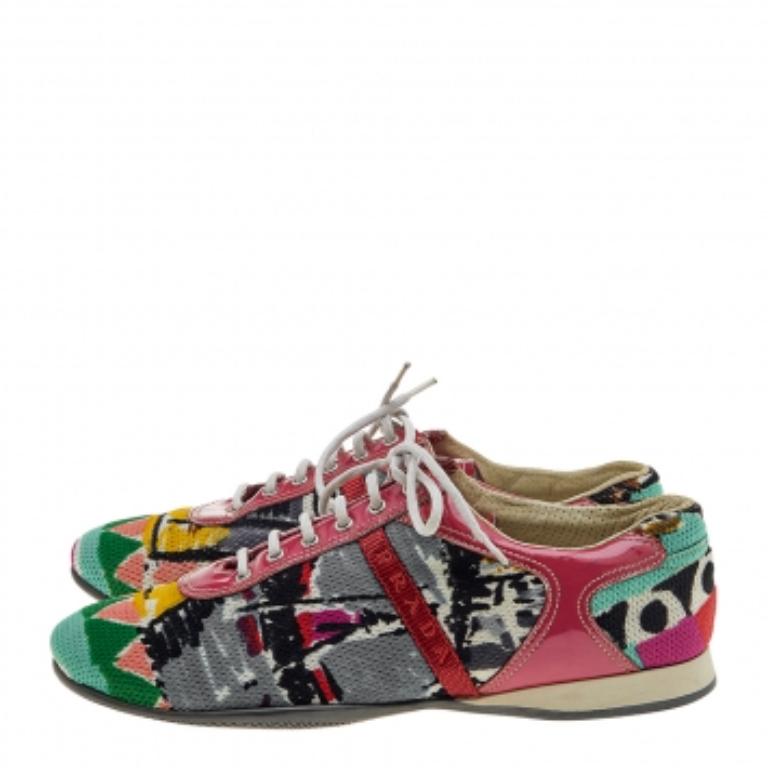 Prada Sport Multicolor Fabric And Patent Leather Low Top Sneakers Size 38.5 In Fair Condition For Sale In Dubai, Al Qouz 2