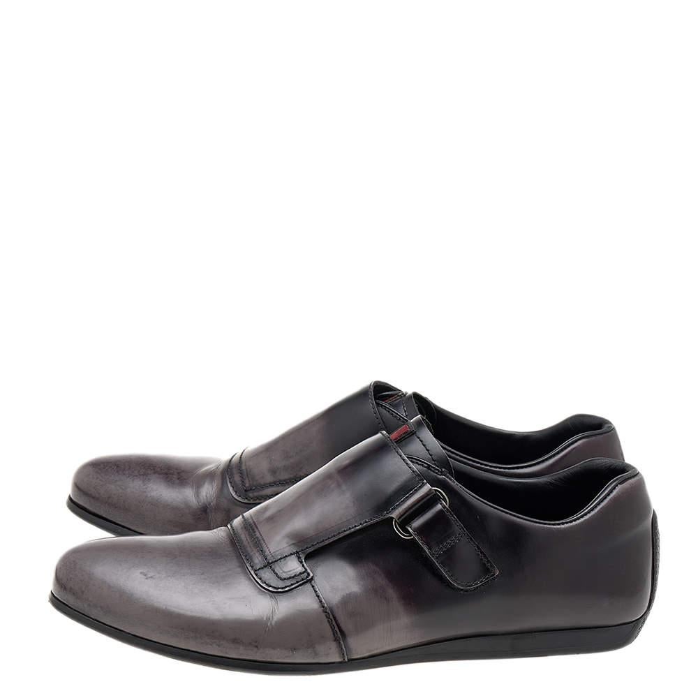 Prada Sport Two Tone Leather Single Strap Monk Shoes Size 42 In Good Condition For Sale In Dubai, Al Qouz 2