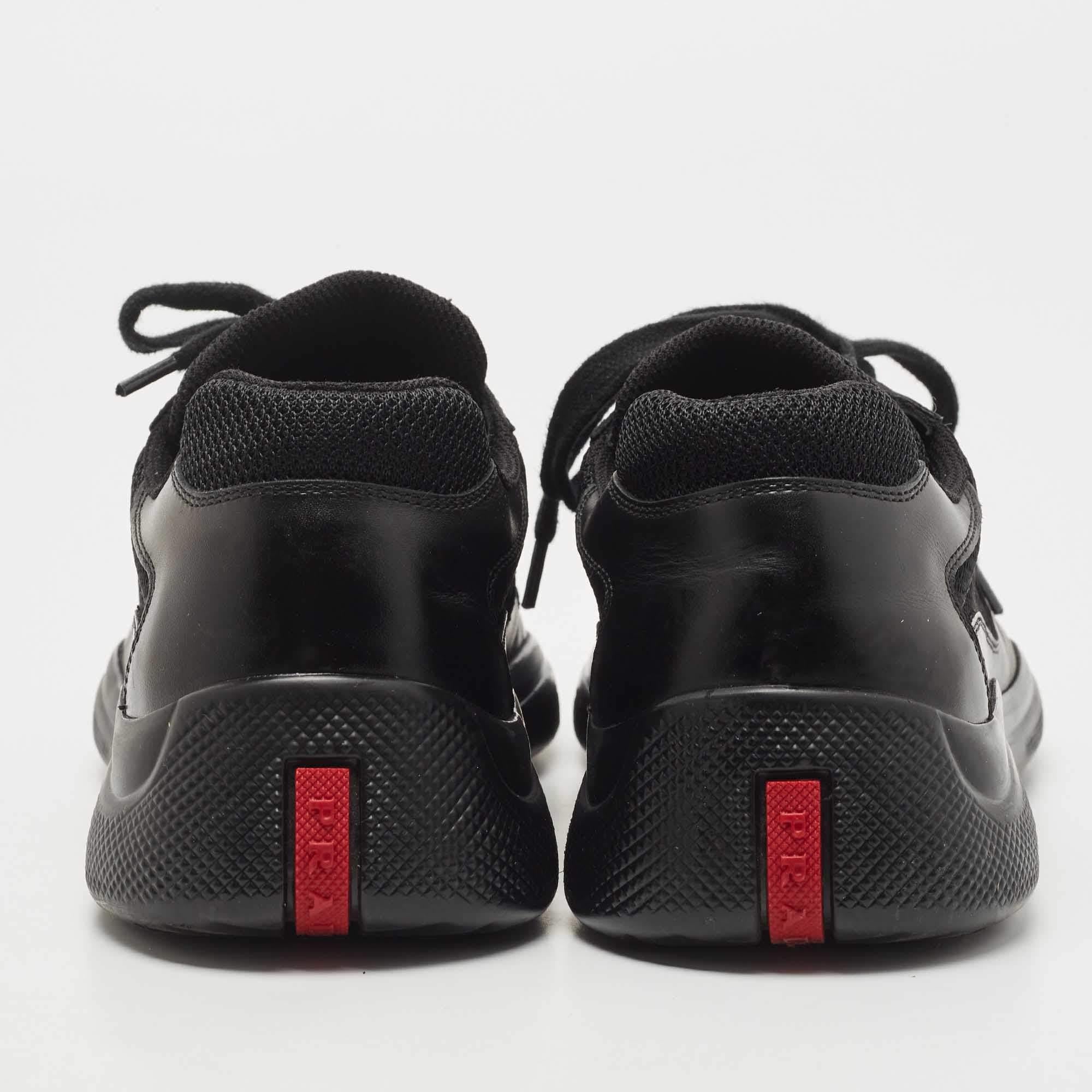 Prada Sports Black Leather and Mesh Low Top Sneakers Size 42 In Good Condition In Dubai, Al Qouz 2