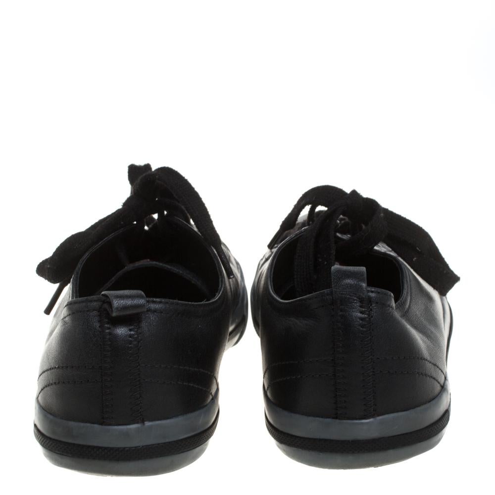 Prada Sports Black Leather Lace Up Sneakers Size 41 In Good Condition For Sale In Dubai, Al Qouz 2