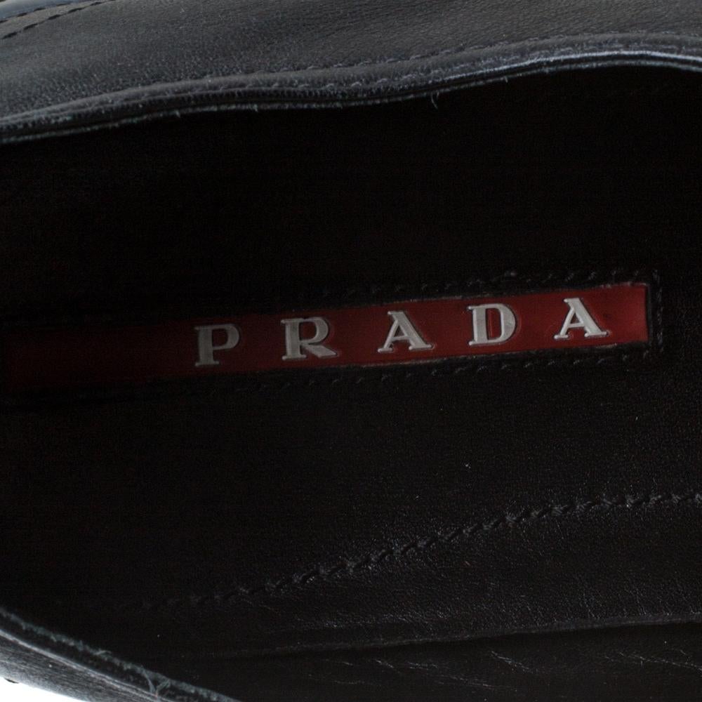 Men's Prada Sports Black Leather Lace Up Sneakers Size 41 For Sale