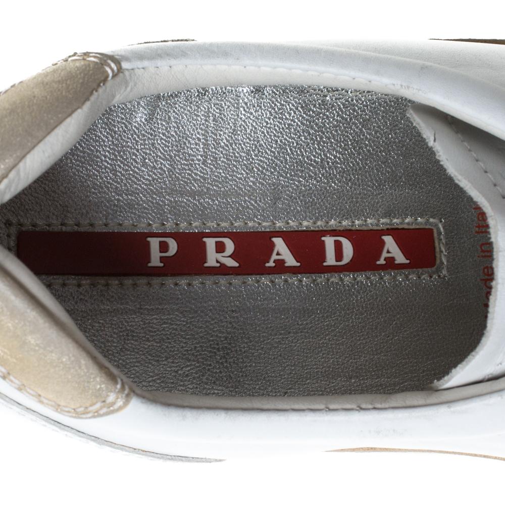 Prada Sports White Leather Lace Up Low Top Sneakers Size 35.5 In Good Condition For Sale In Dubai, Al Qouz 2
