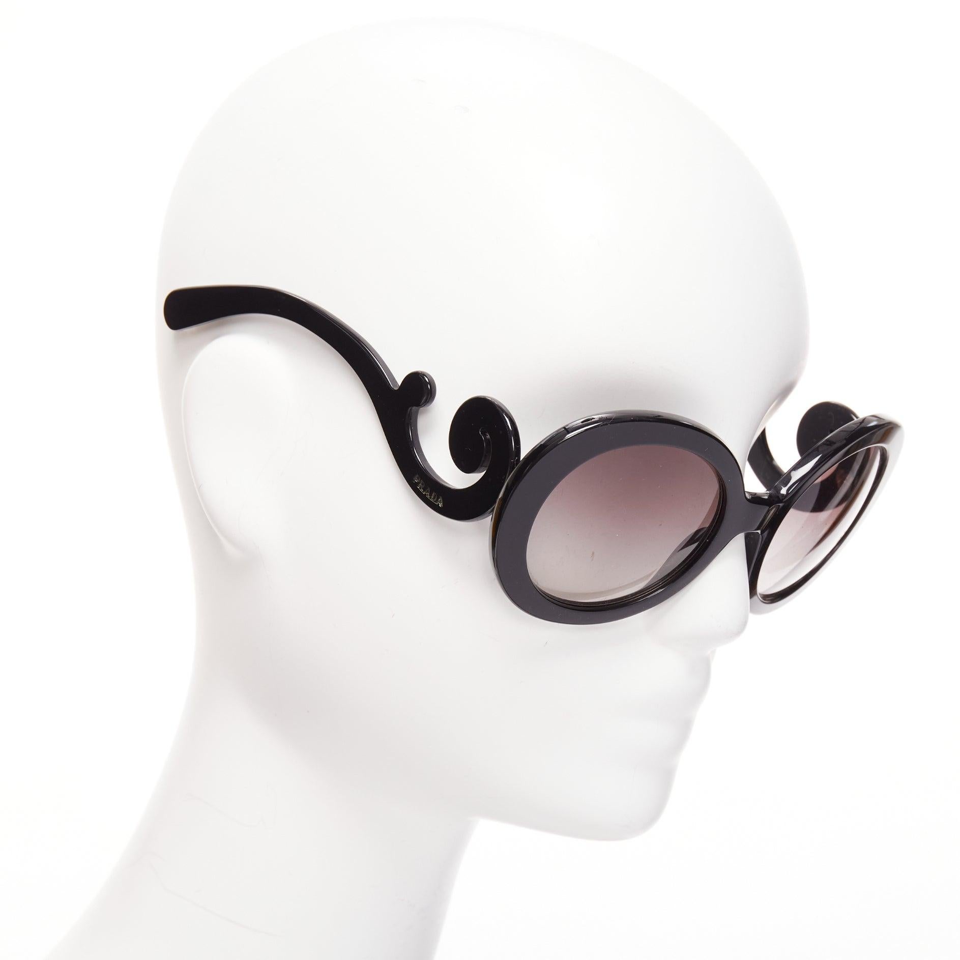 PRADA SPR27N black swirl temple logo round oversized sunglasses In Good Condition For Sale In Hong Kong, NT