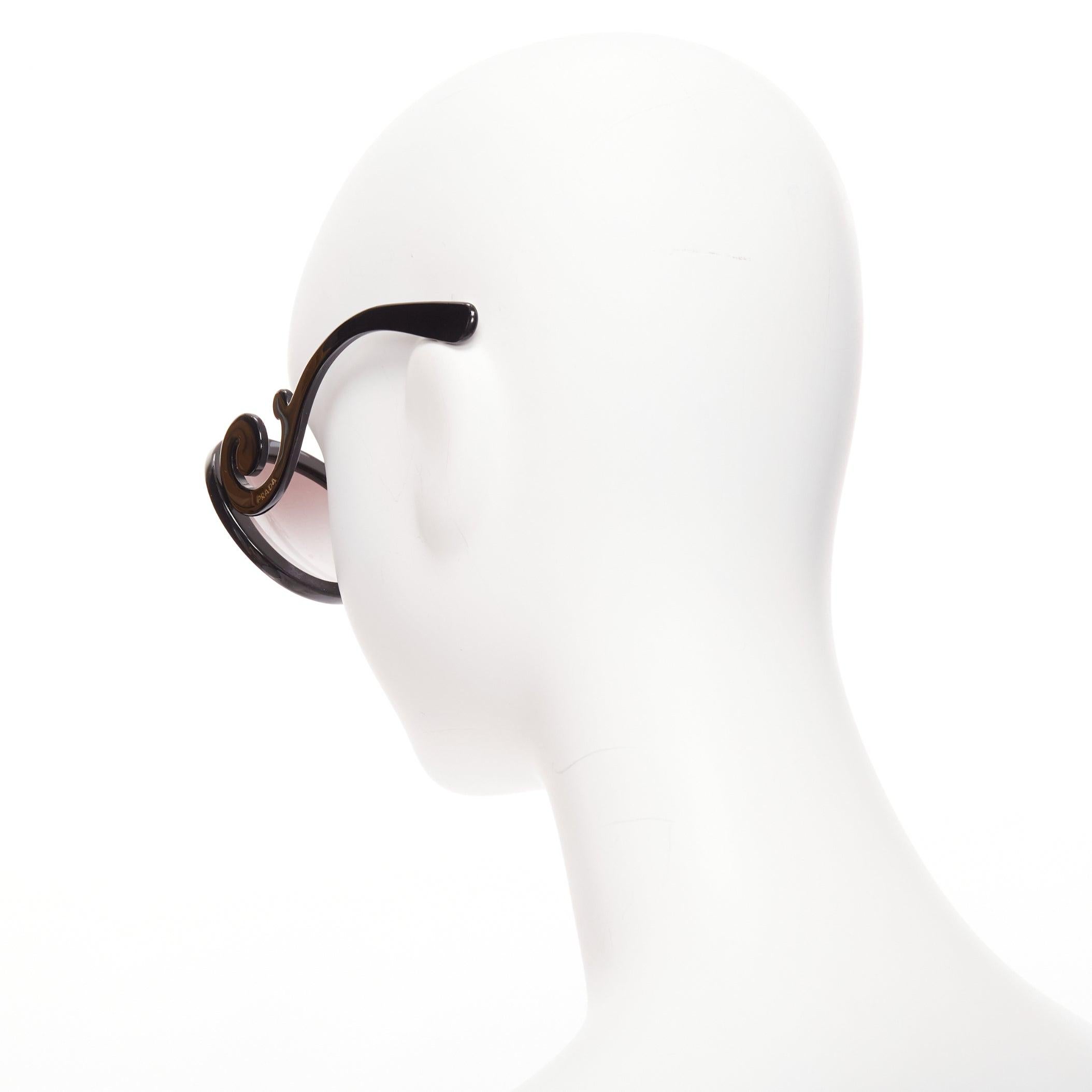 De las mujeres PRADA SPR27N gafas de sol redondas oversize con logotipo en forma de espiral en las patillas negras
