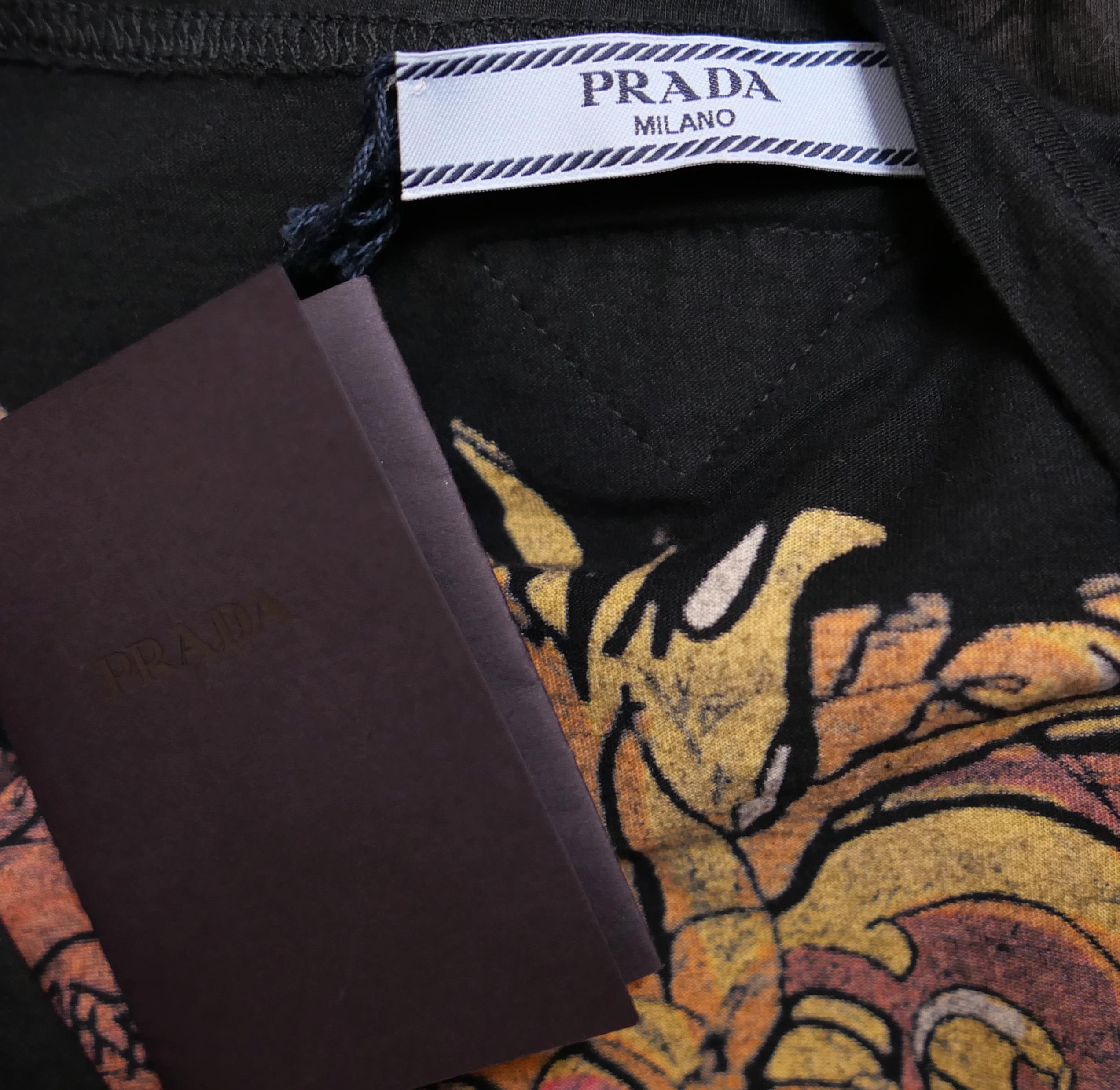 Women's Prada Spring 2011 Pineapple Print T-Shirt For Sale