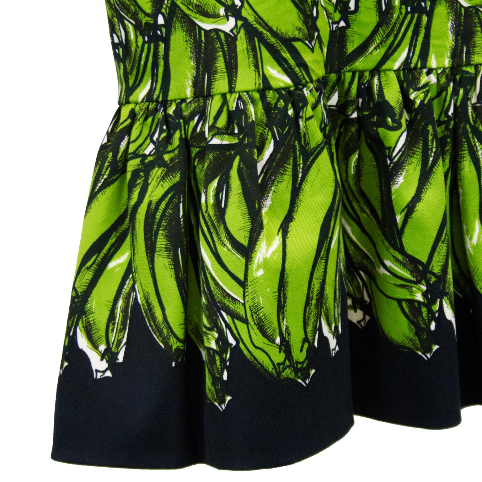 Prada Spring 2011 Ready-to-Wear Green Banana Skirt In Excellent Condition In Toronto, Ontario