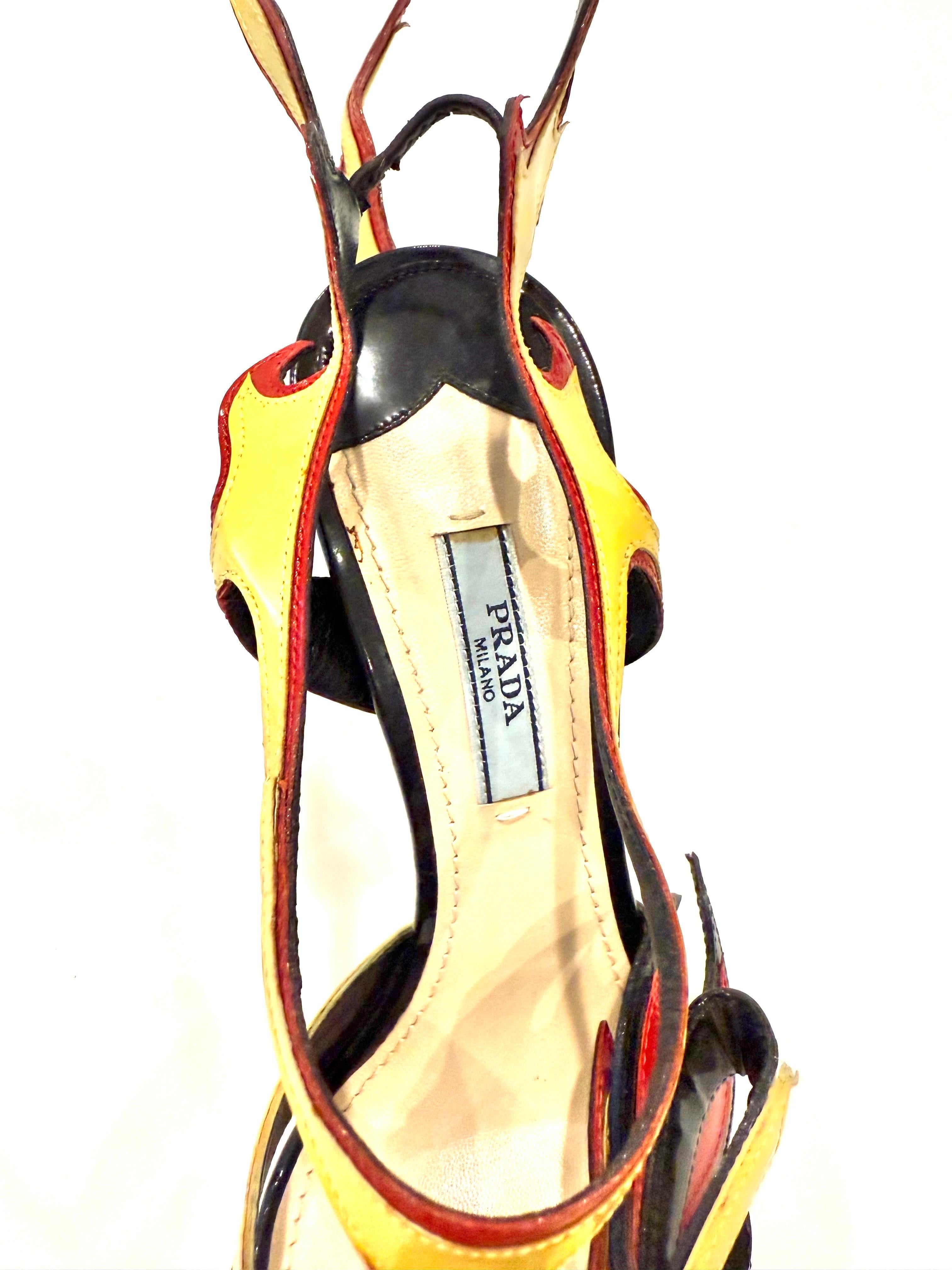 Prada Frühjahr 2012 Laufsteg Flamme Lackleder Slingback Heels  Größe 38 7