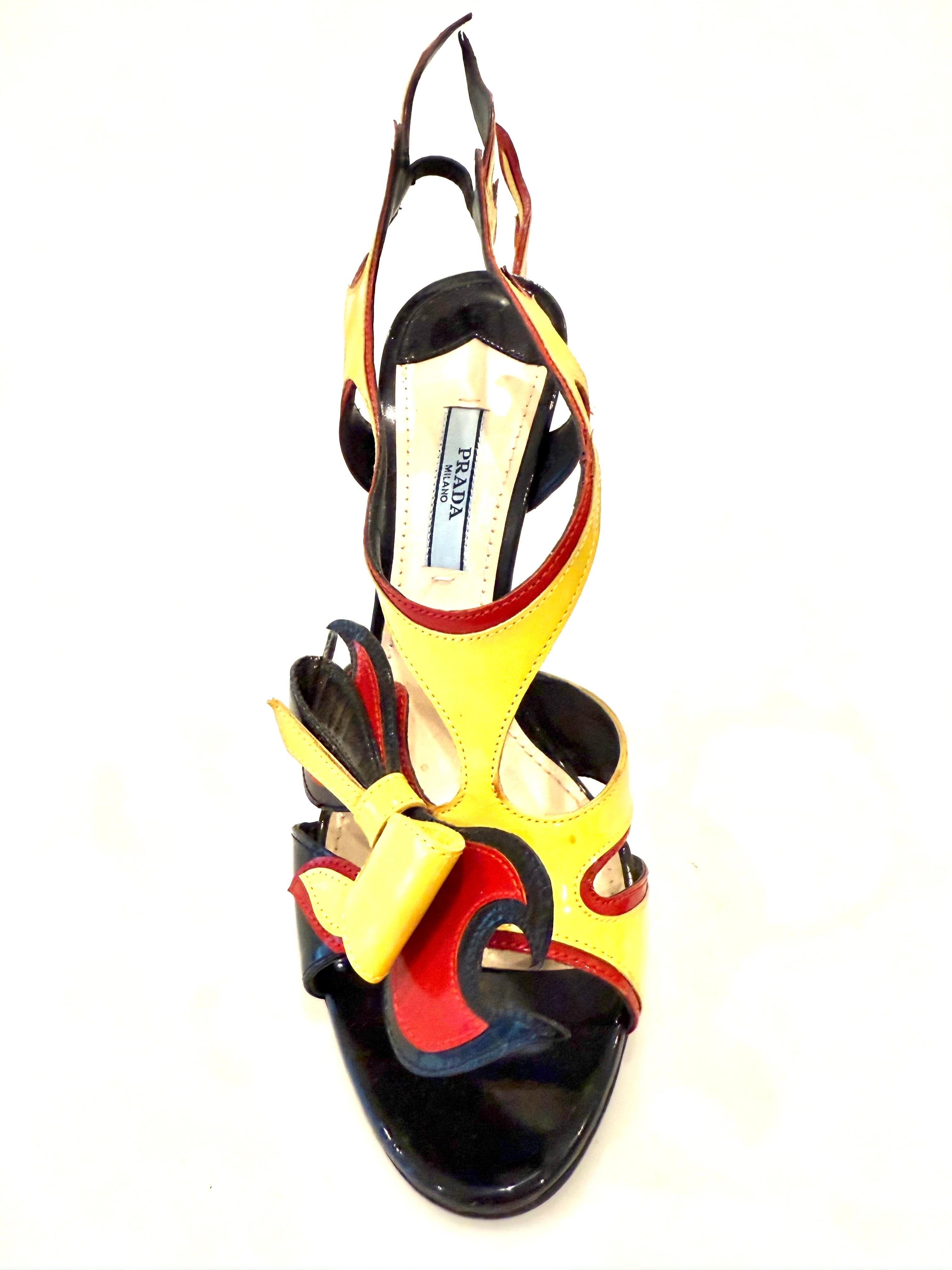 Prada Frühjahr 2012 Laufsteg Flamme Lackleder Slingback Heels  Größe 38 1