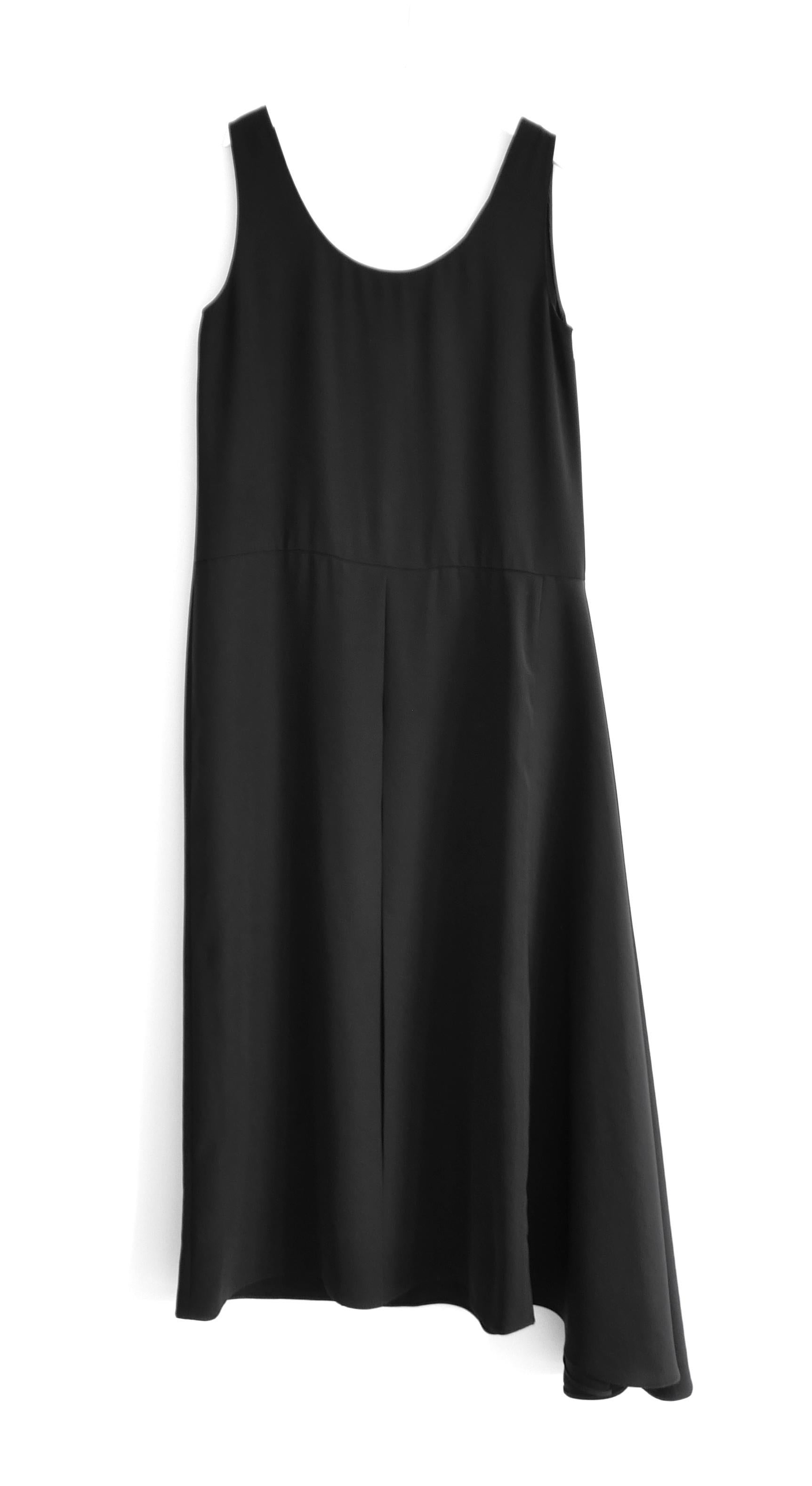 Prada Primavera 2018 Bolsillo con Logo Vestido Largo Negro en venta 3
