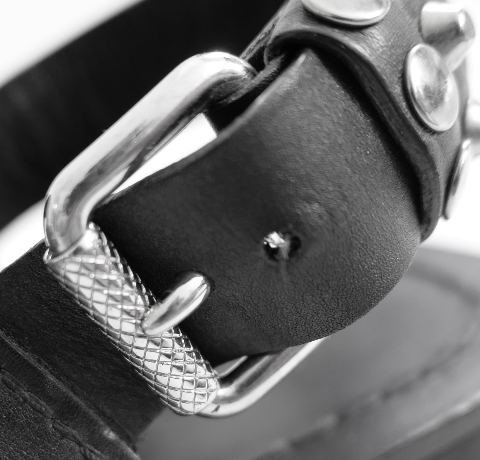 Prada Frühjahr 2018 Nietenbesetzte, klobige Sandalen im Zustand „Gut“ im Angebot in London, GB