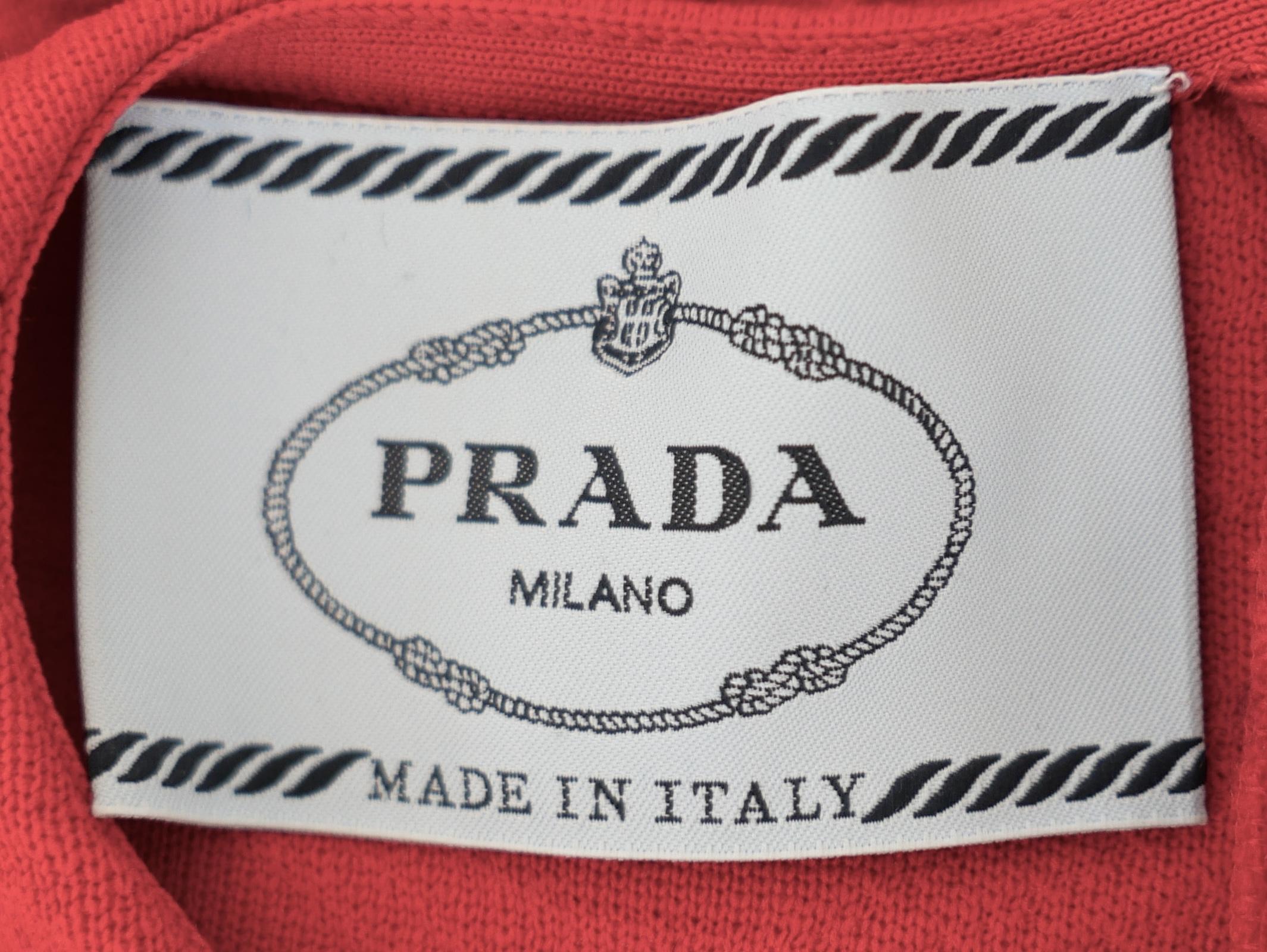 Prada Printemps 2022 Robe en jacquard rouge Miuccia x Raf Simons en vente 5