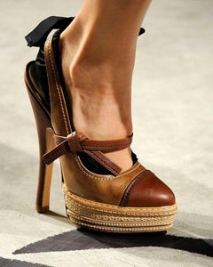 Prada SS2009 Tan Python Cap Toe Mary Jane Bow Slingback Platform Heels (38)
