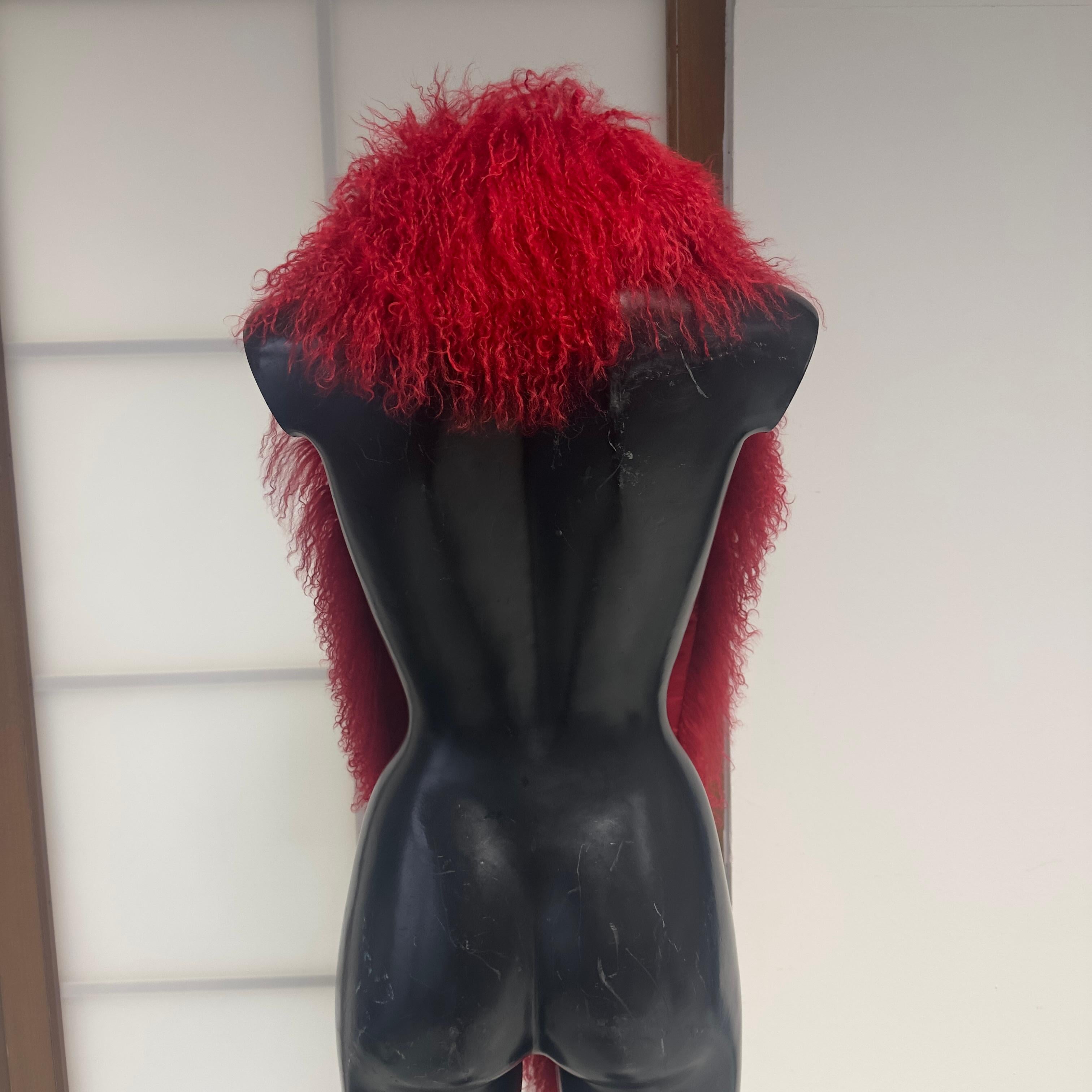 Prada Stola in Mongolian Lamb Rossa Vibrante, Collezione 2014, Made in Italy in vendita 2