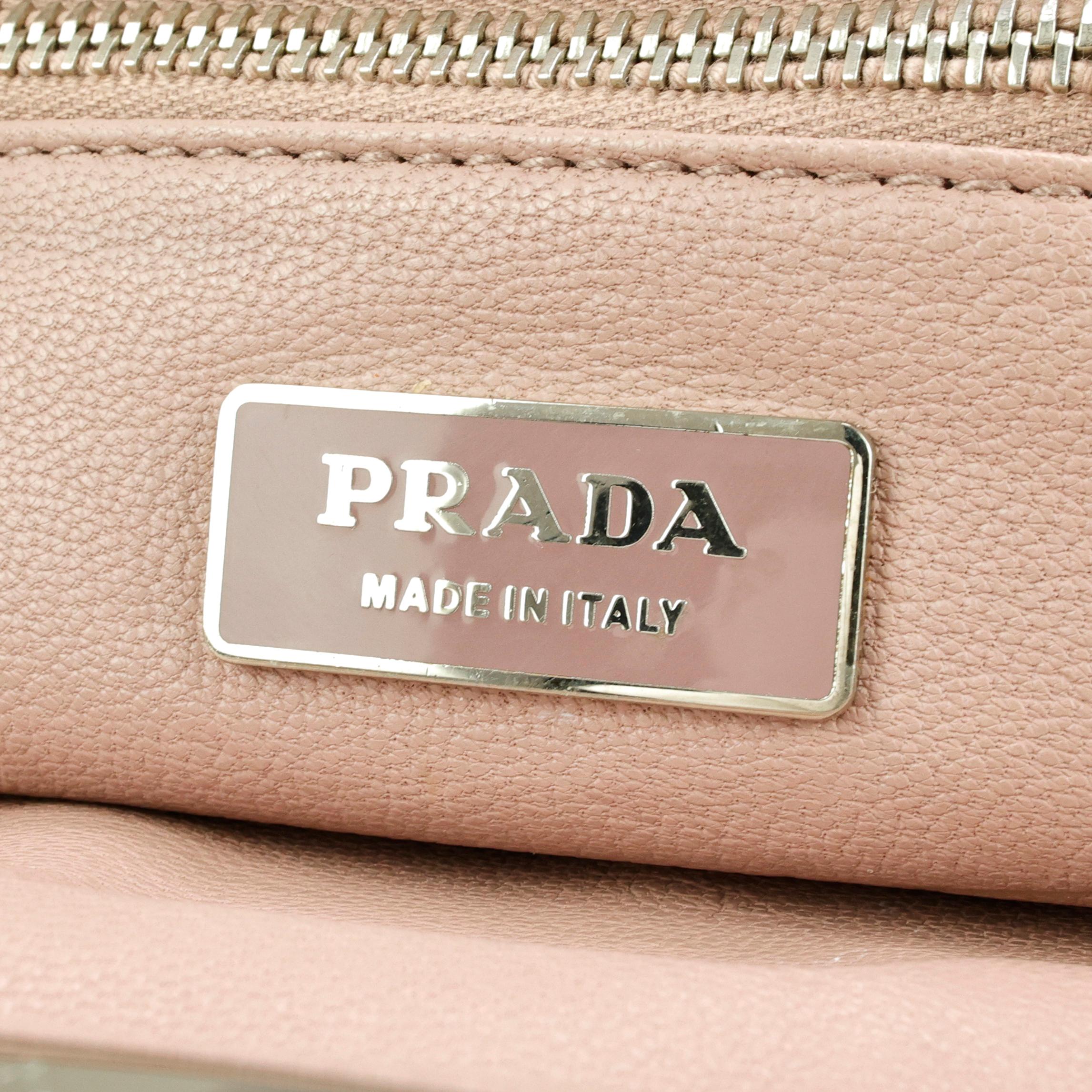 Prada Straw Snake Leather Bag For Sale 6