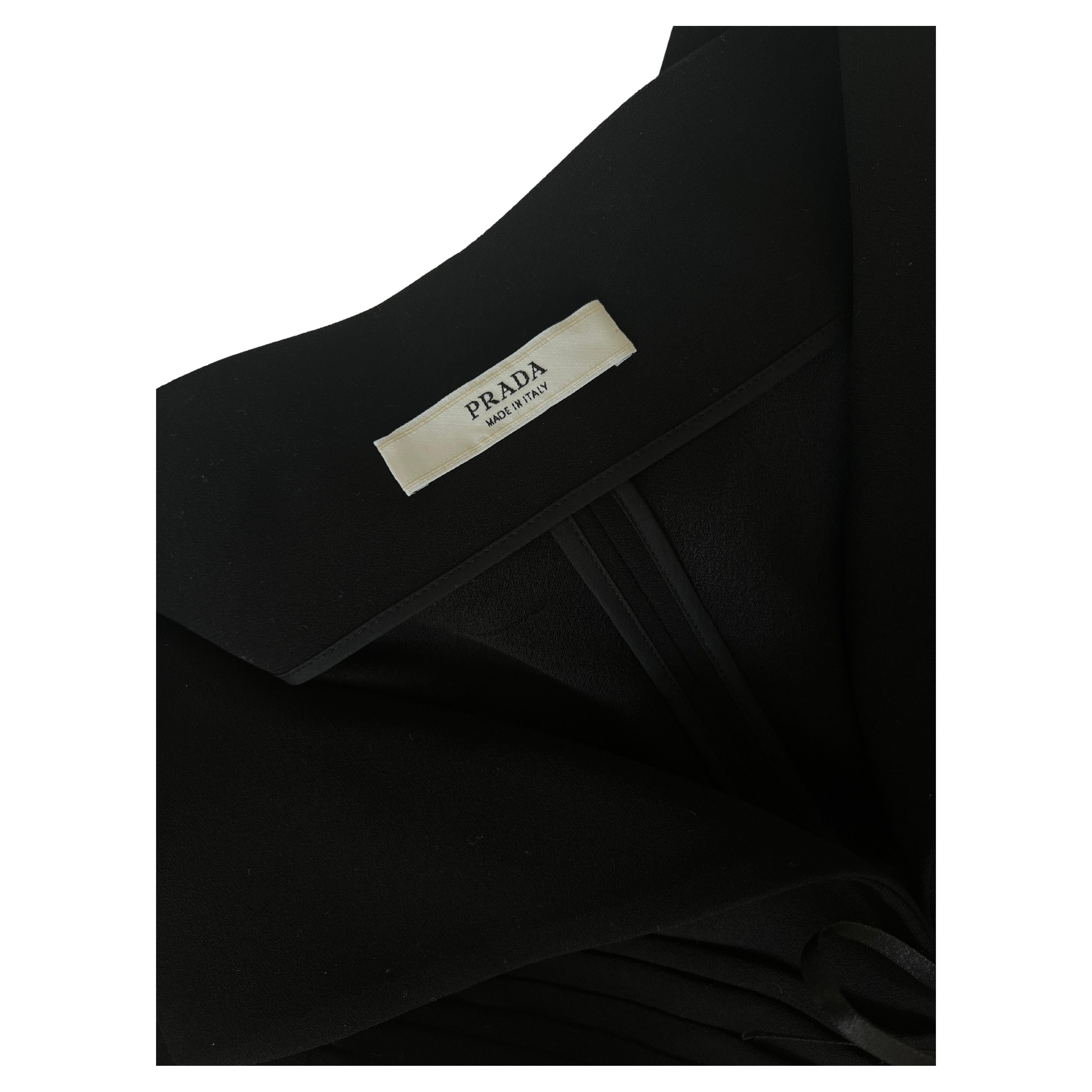 Blazer strutturato di Prada con dettaglio a cravatta - Made in Italy, 2008 in vendita 5