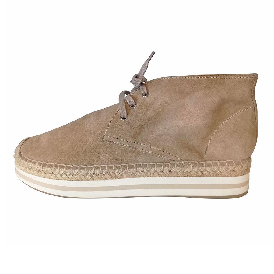 Suede Beige color Laced Sole height cm 4 (1,57 inches)
