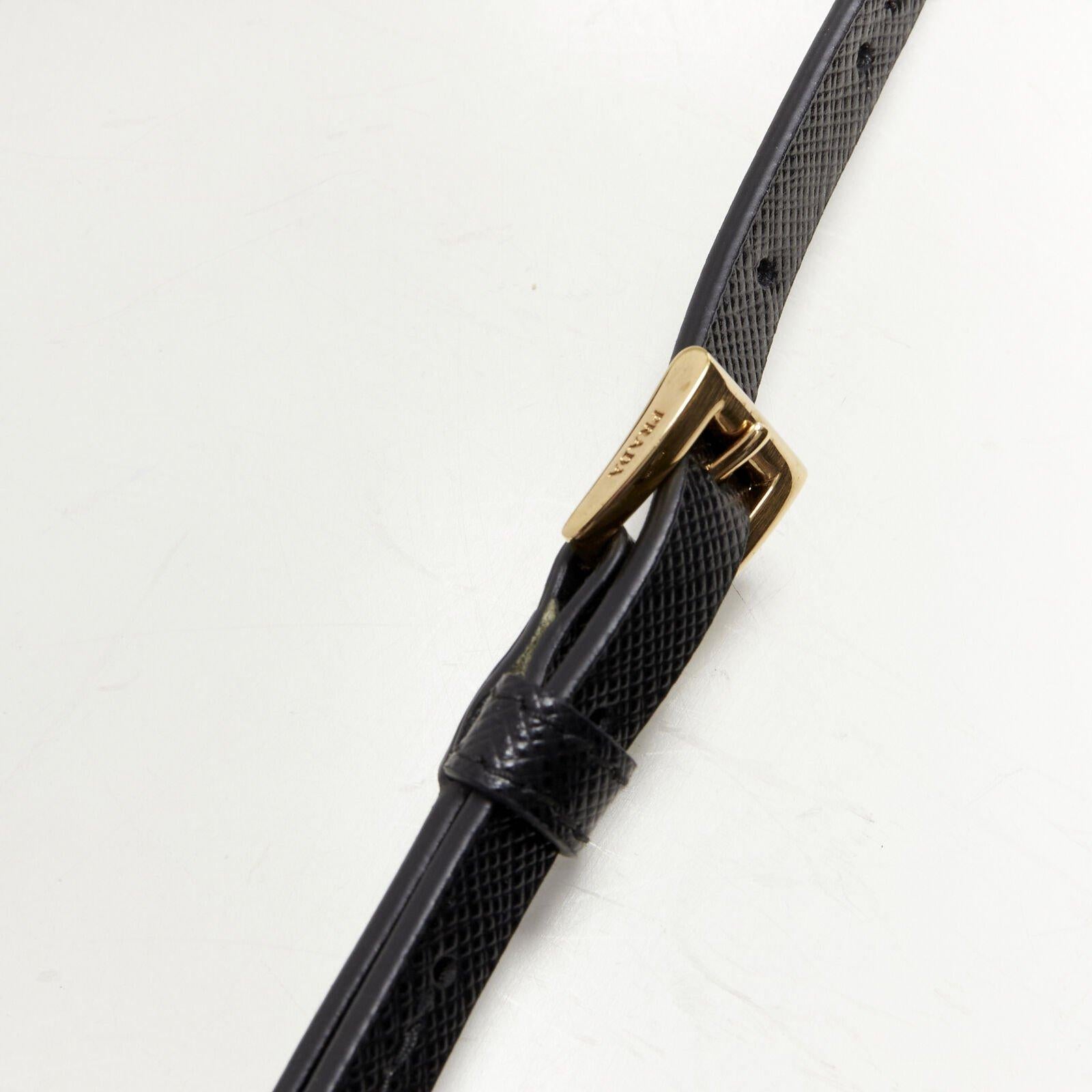 PRADA Symbole Triangle Logo Saffiano Leder AirPods Layard Bag Schwarz Rot im Angebot 3