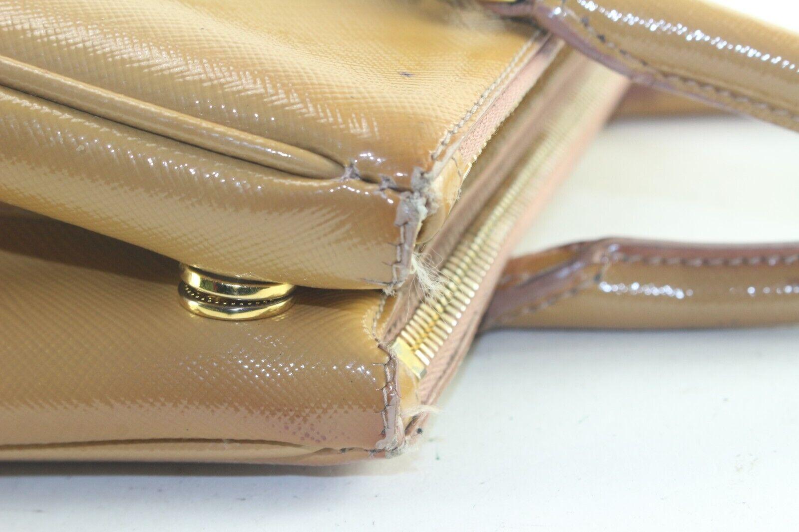 Beige Prada Tan Brown Leather Saffiano Luxe Tote 2way with Strap 3PR831K en vente
