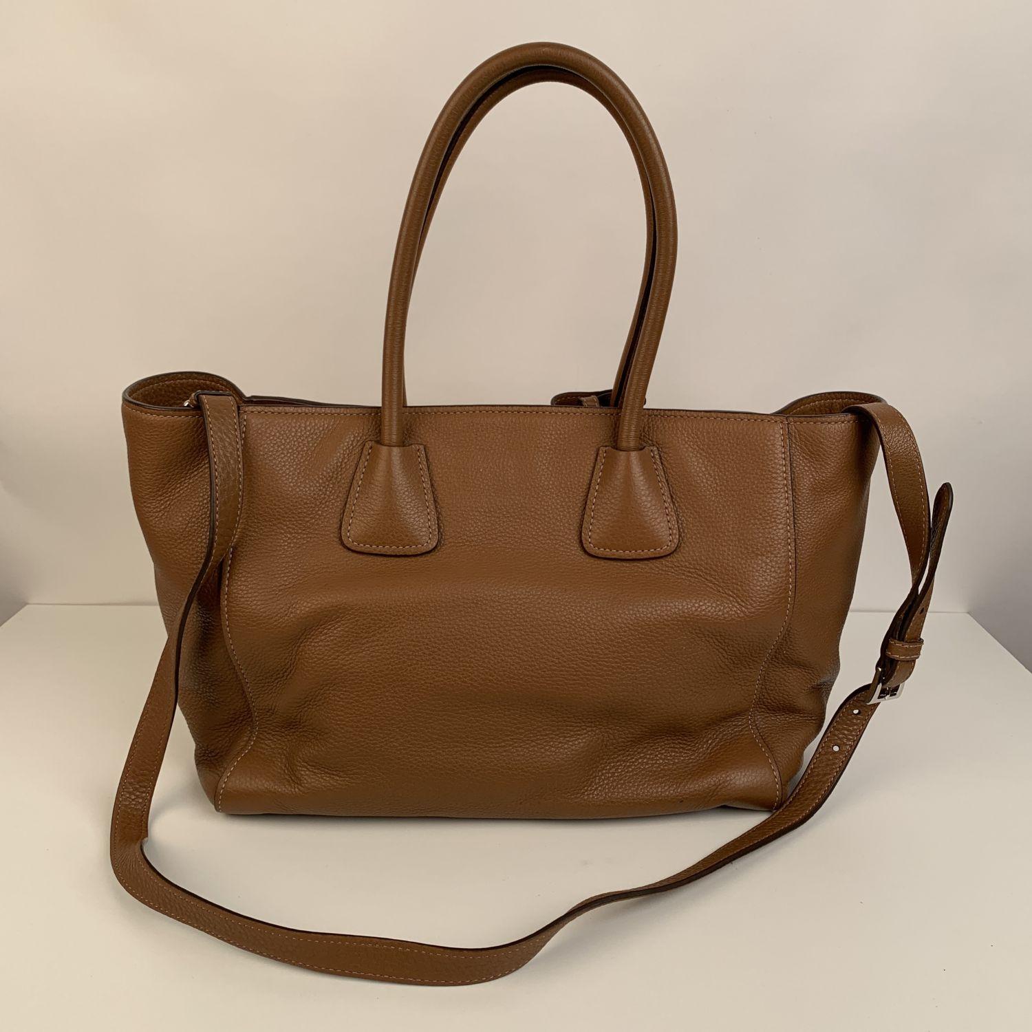 Prada Tan Leather Vitello Phenix Tote Shoulder Bag BN2795 In Excellent Condition In Rome, Rome