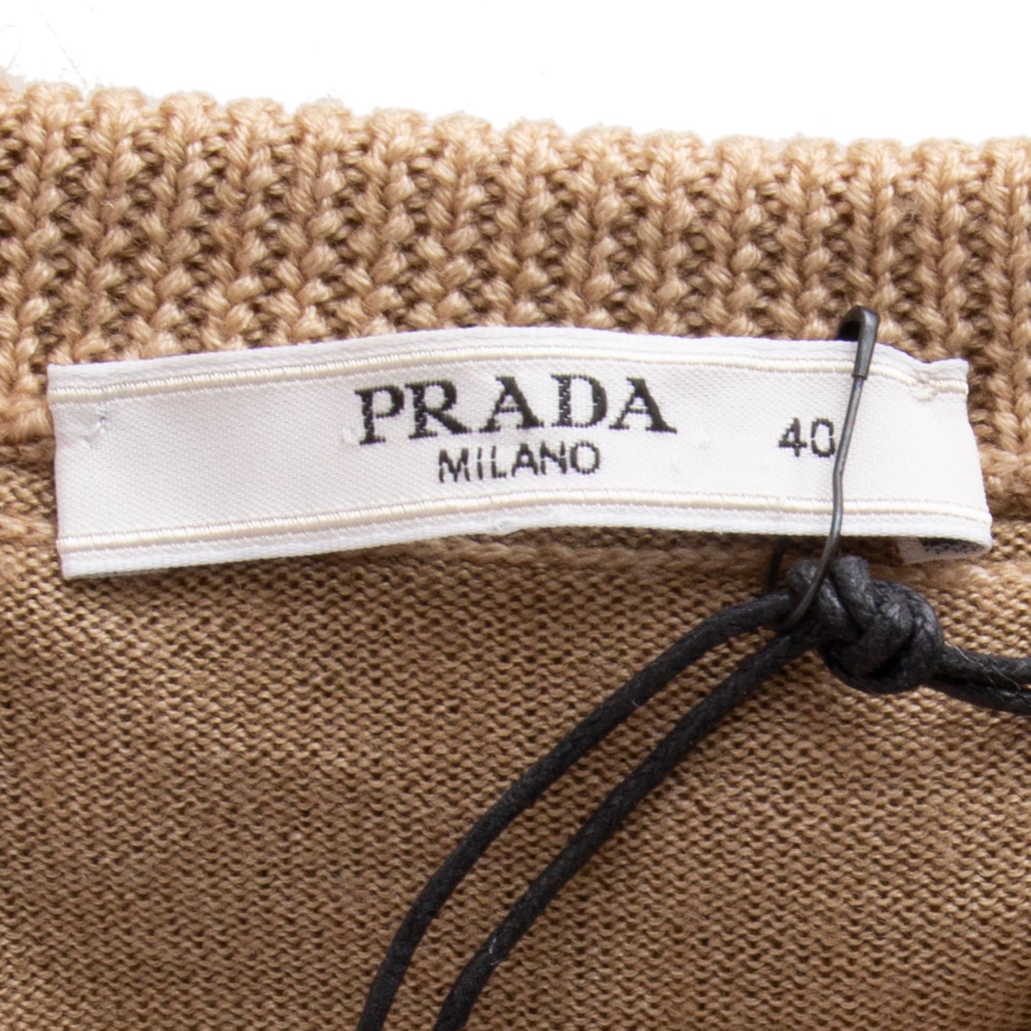 PRADA tan wool & silk RUFFLED NECK Cardigan Sweater 40 S In Excellent Condition In Zürich, CH