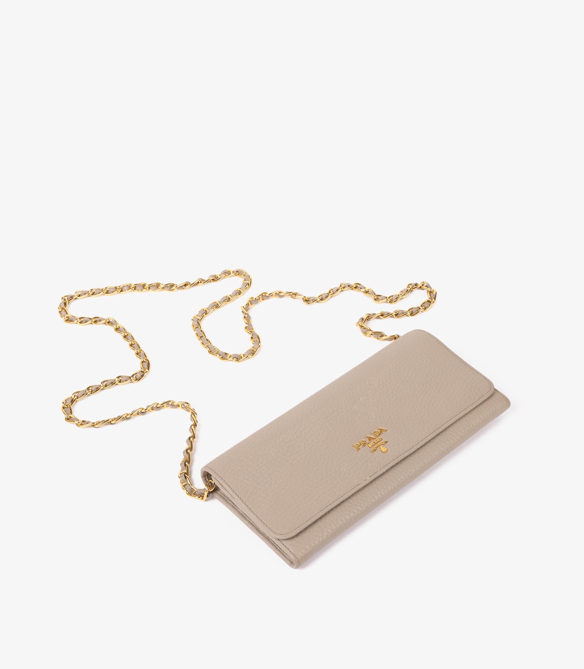 Cartera con cadena en piel Pomice Vitello Grano Prada Topo Beige