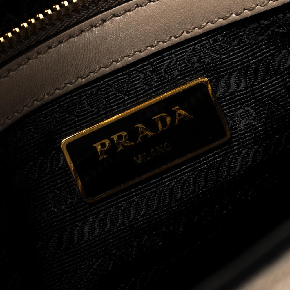 Prada Bolso de piel saffiano topo Borsa a Mano 3