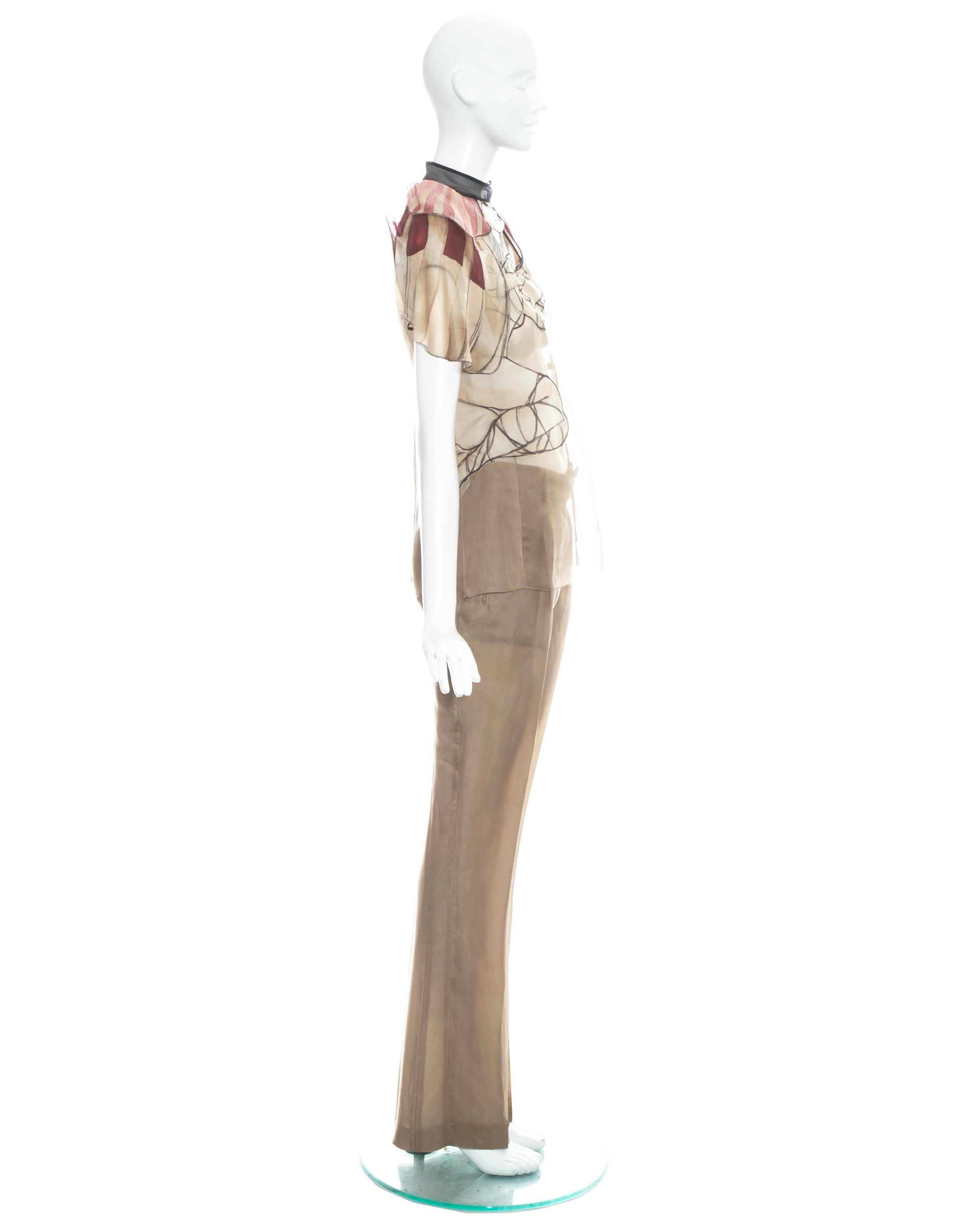 Prada - Chemisier et pantalon en organza de soie taupe avec imprimé fée, printemps-été 2008 en vente 1