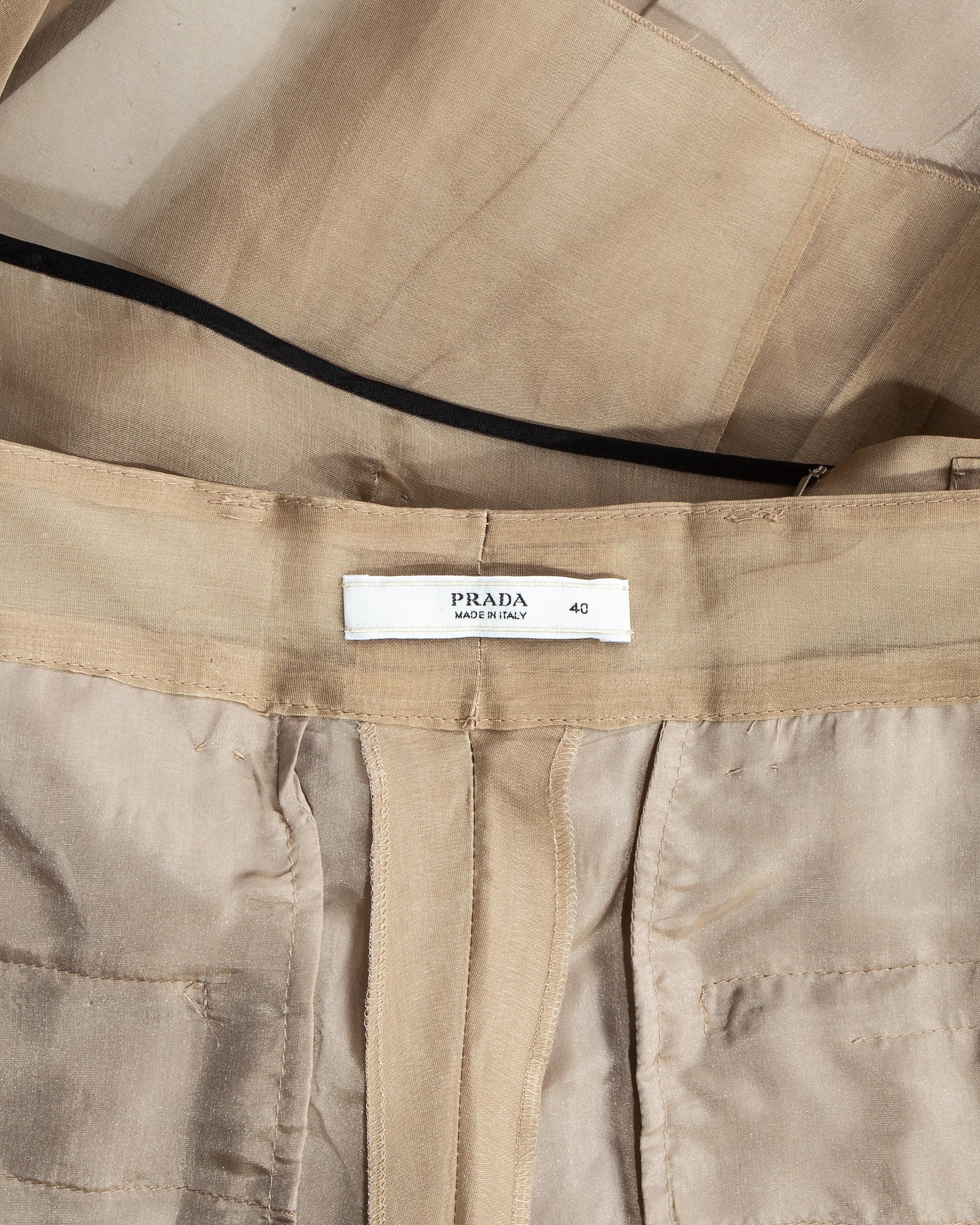 Prada - Chemisier et pantalon en organza de soie taupe avec imprimé fée, printemps-été 2008 en vente 3