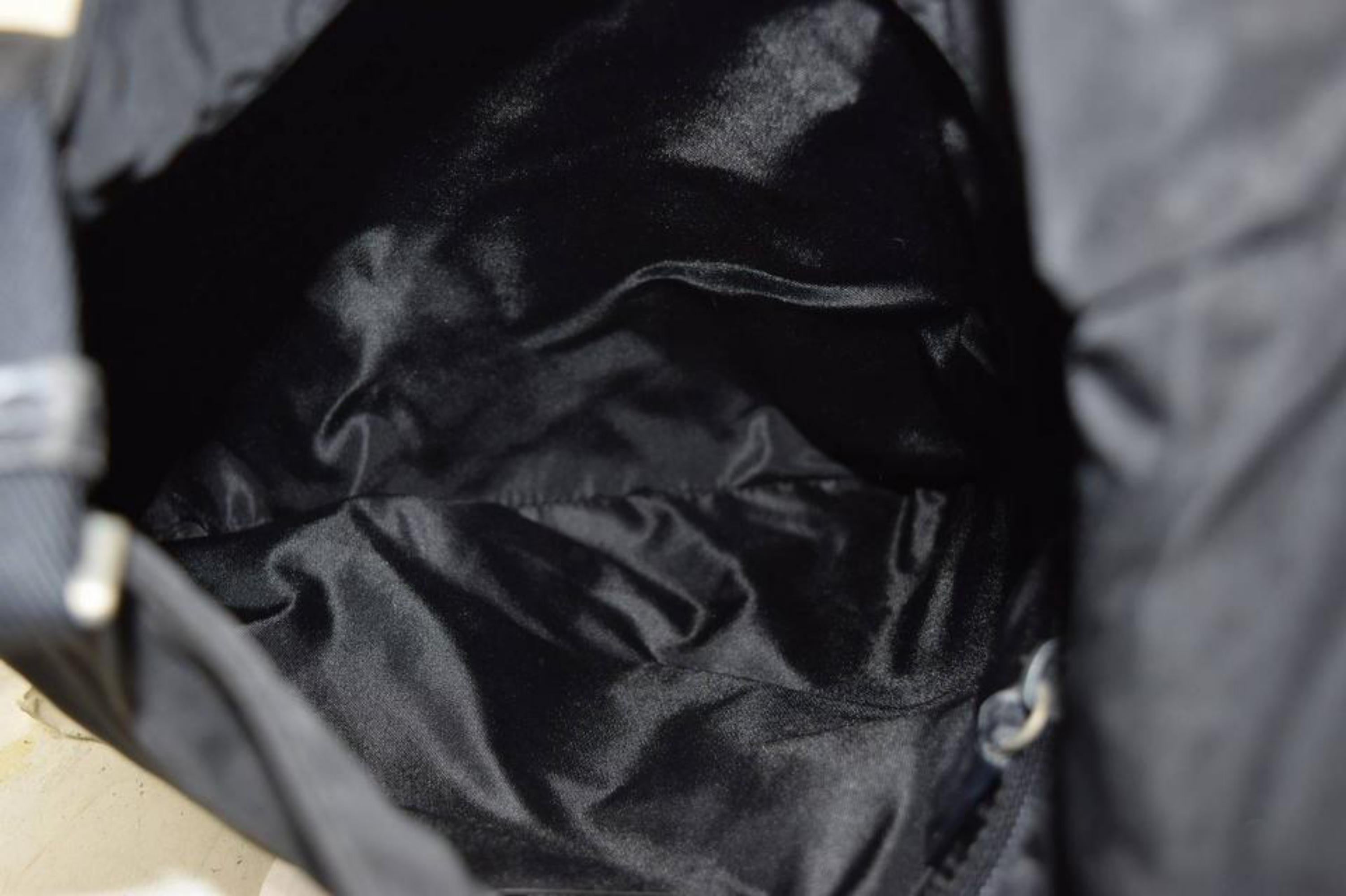 Prada Tessuto Body 869729 Black Nylon Shoulder Bag For Sale 7