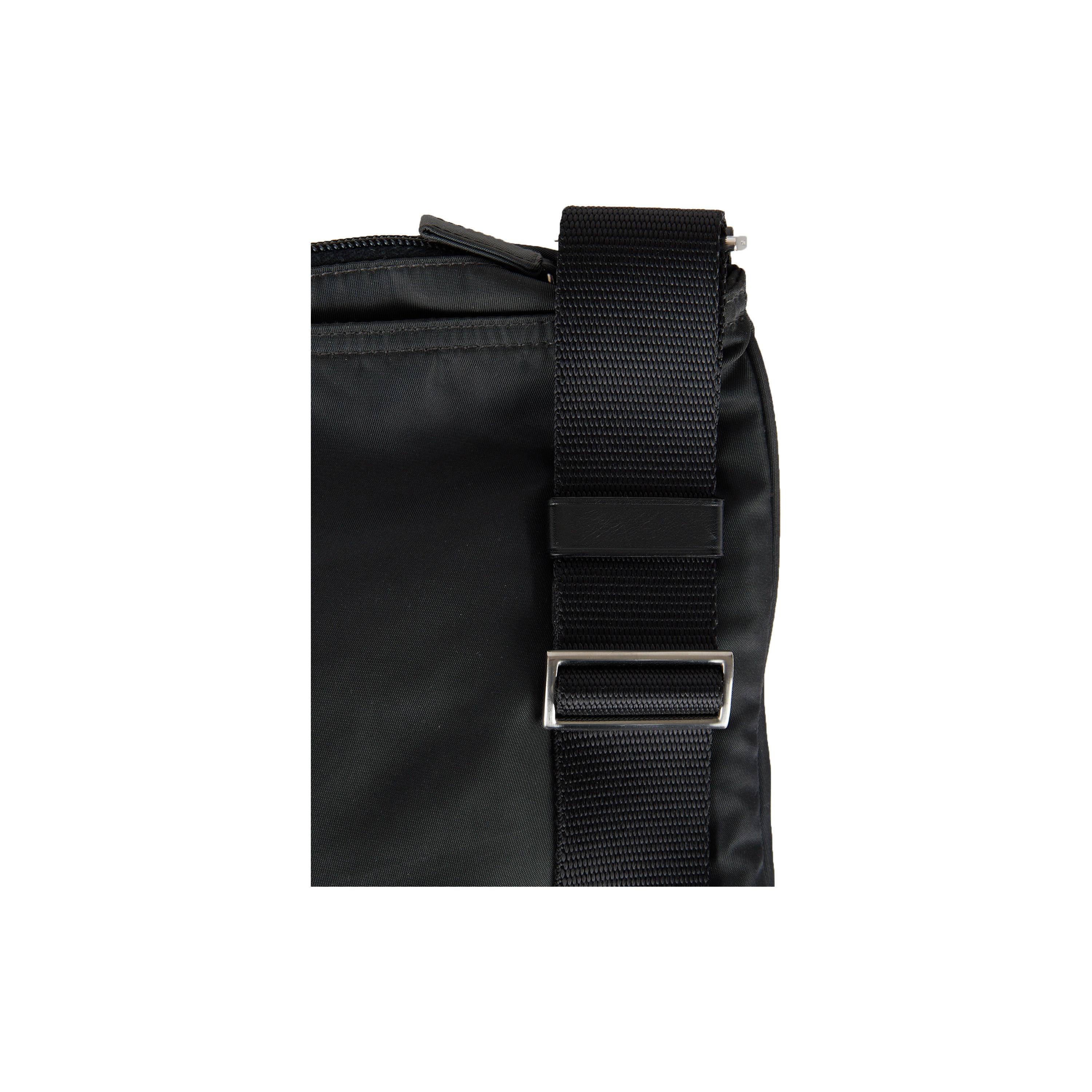 Prada Tessuto Crossbody Bag In Good Condition For Sale In Milano, IT
