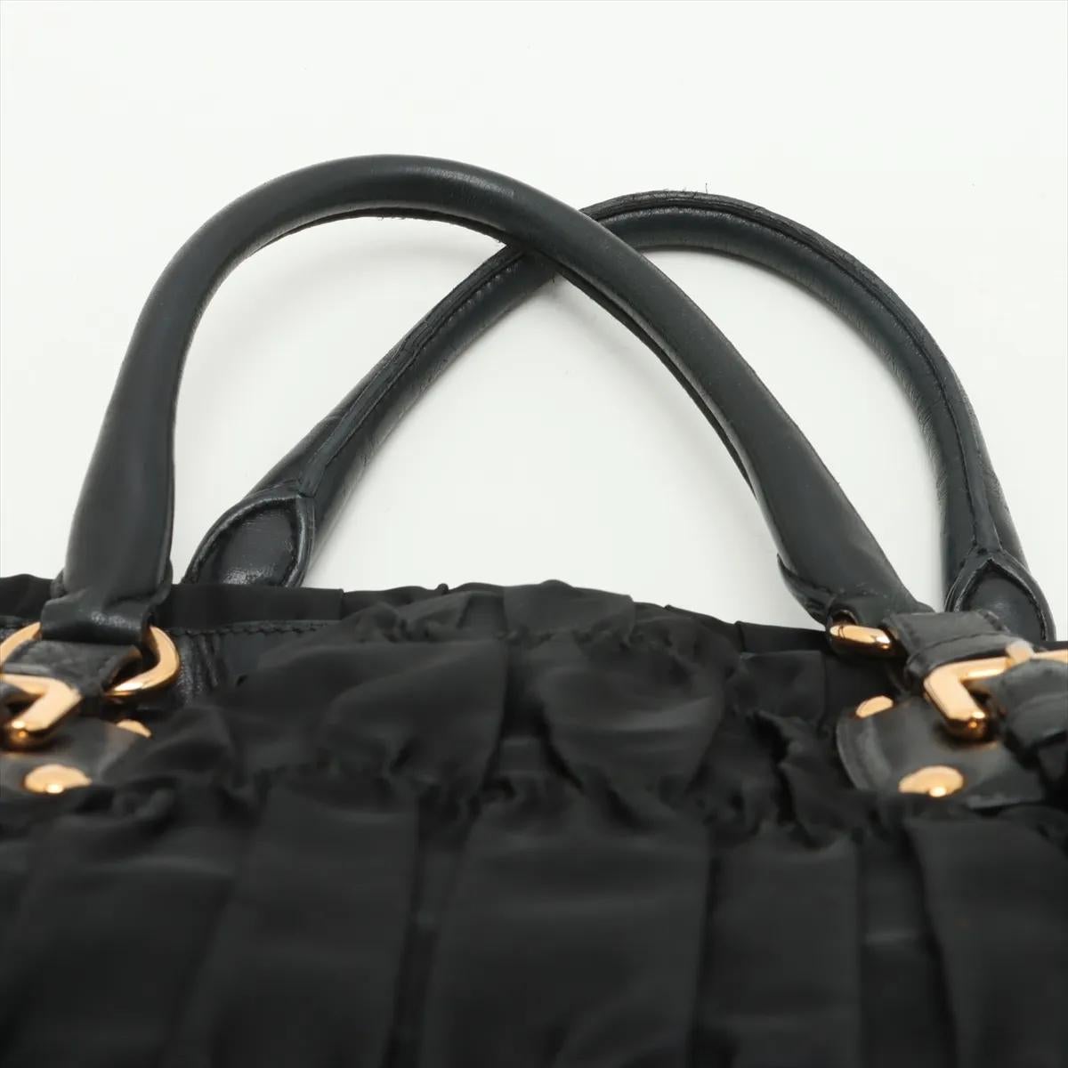 Prada Tessuto Gaufre Nylon Leather Two-Way Handbag Black im Angebot 2