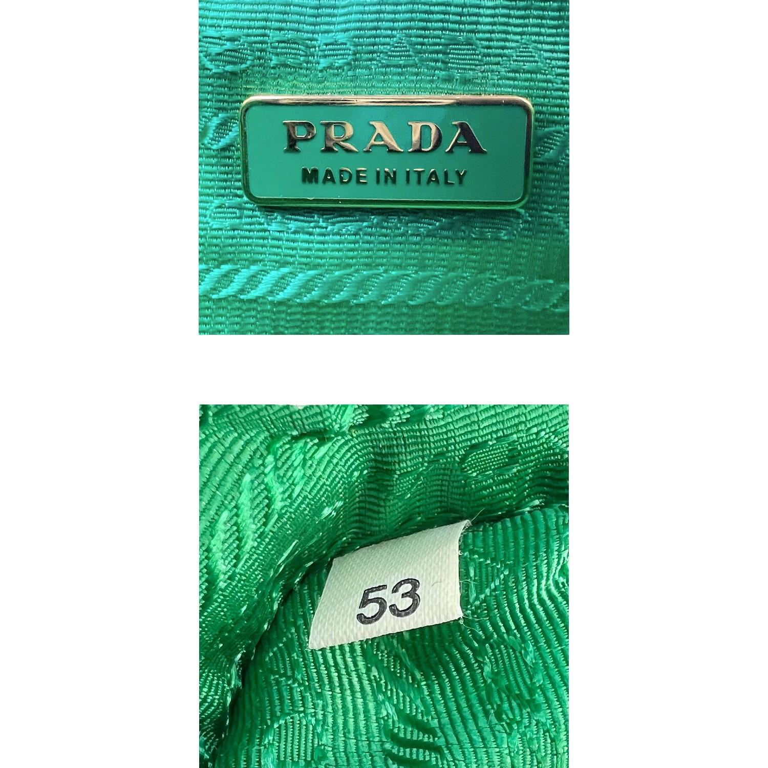 Prada Tessuto Nylon Gaufre Shoulder Bag Pochette Mint Green For Sale 2